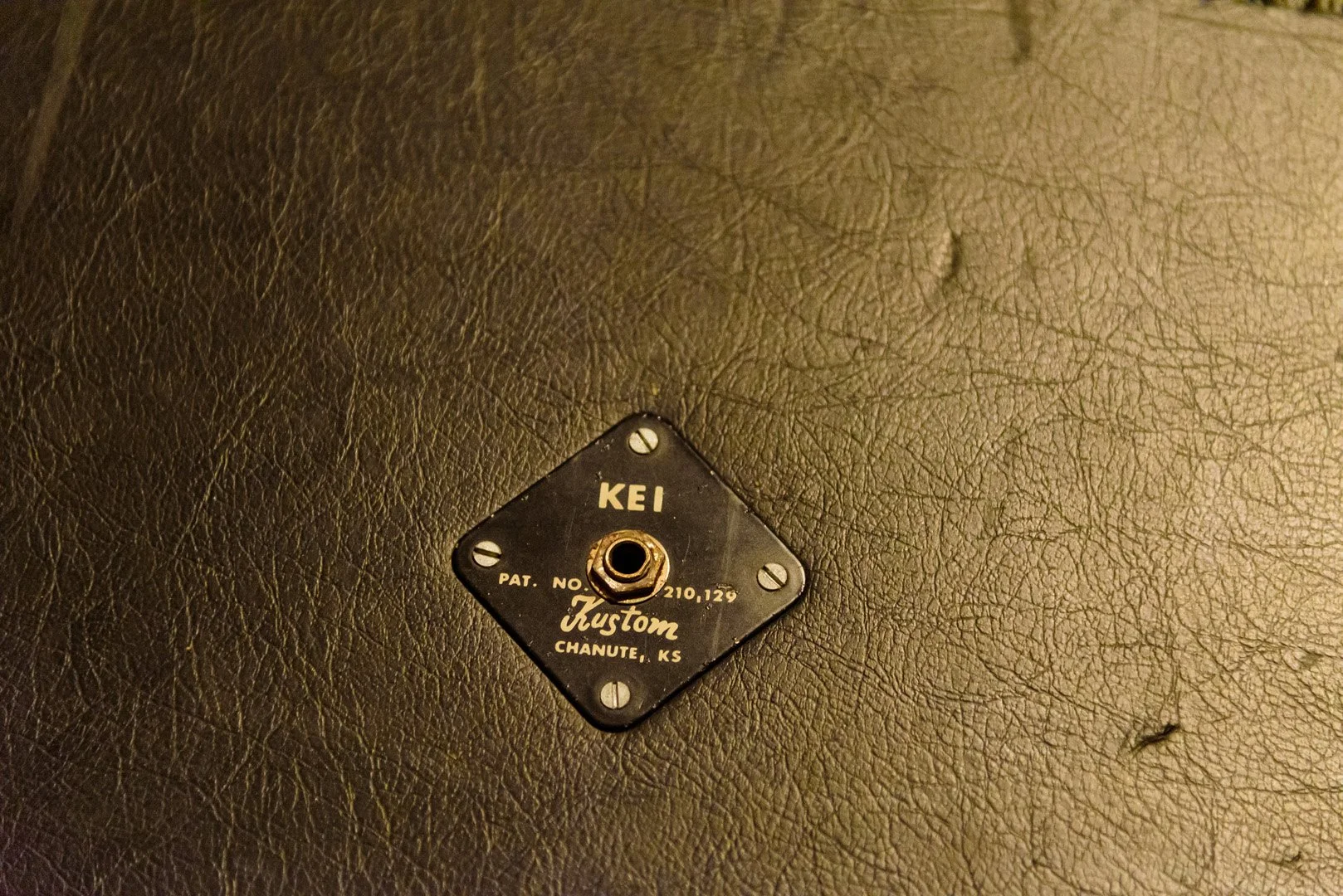 Cab16-3 12 Black KEI 23779 08.jpg
