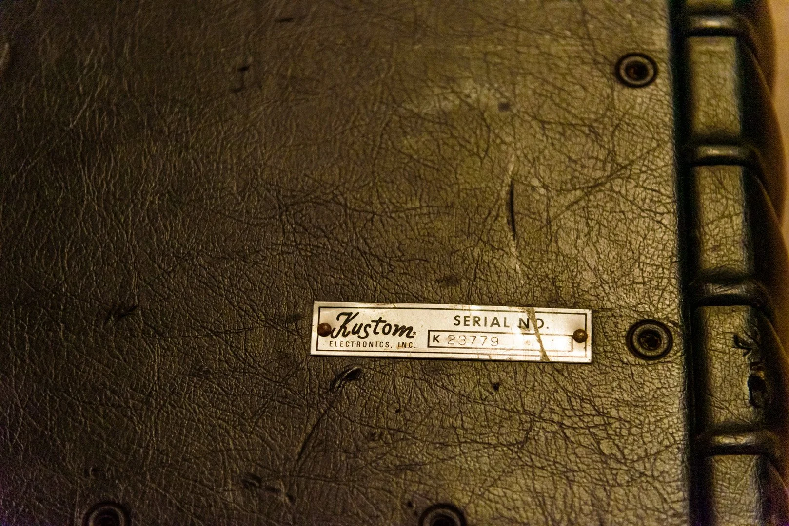 Cab16-3 12 Black KEI 23779 09.jpg