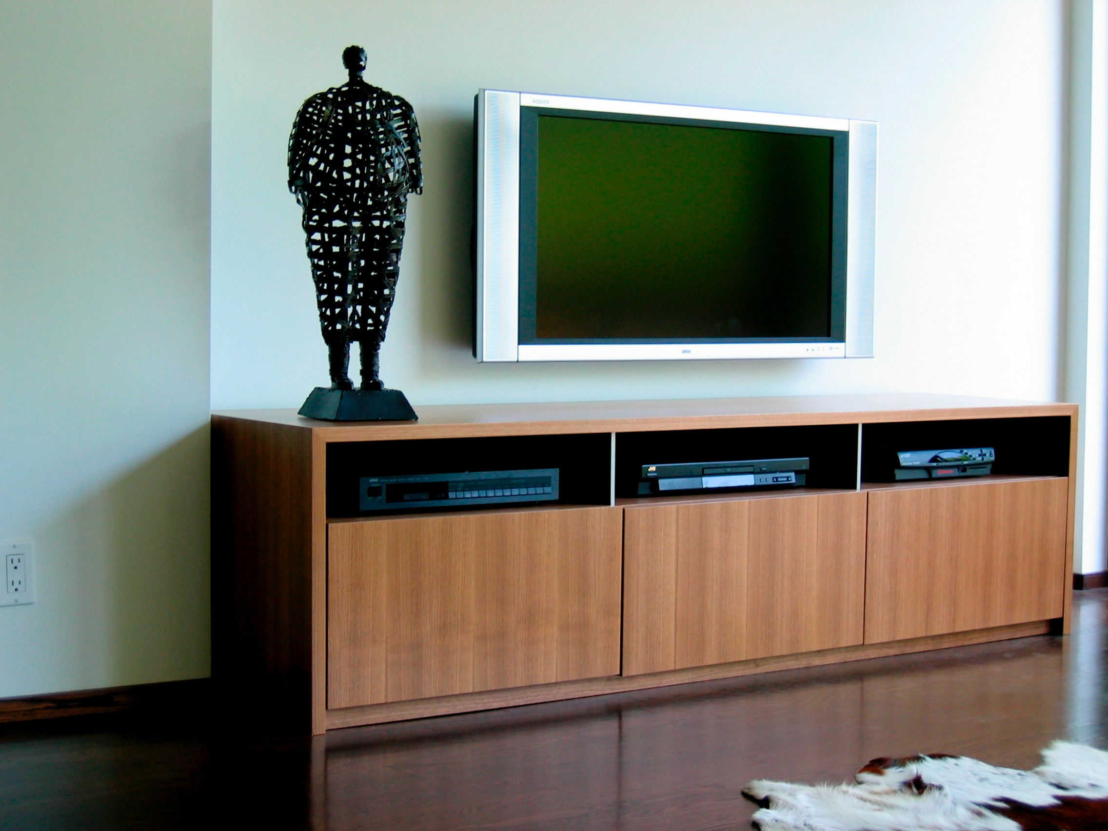 Custom media unit.