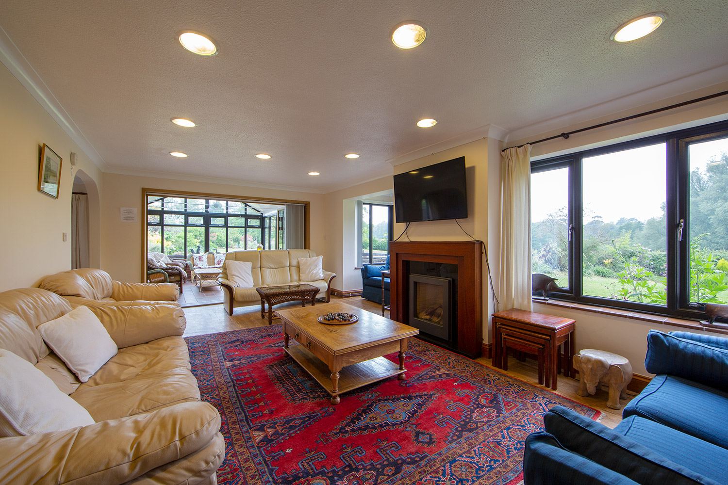 Moles-Acre-Self-Catering-House-Loddon.jpg