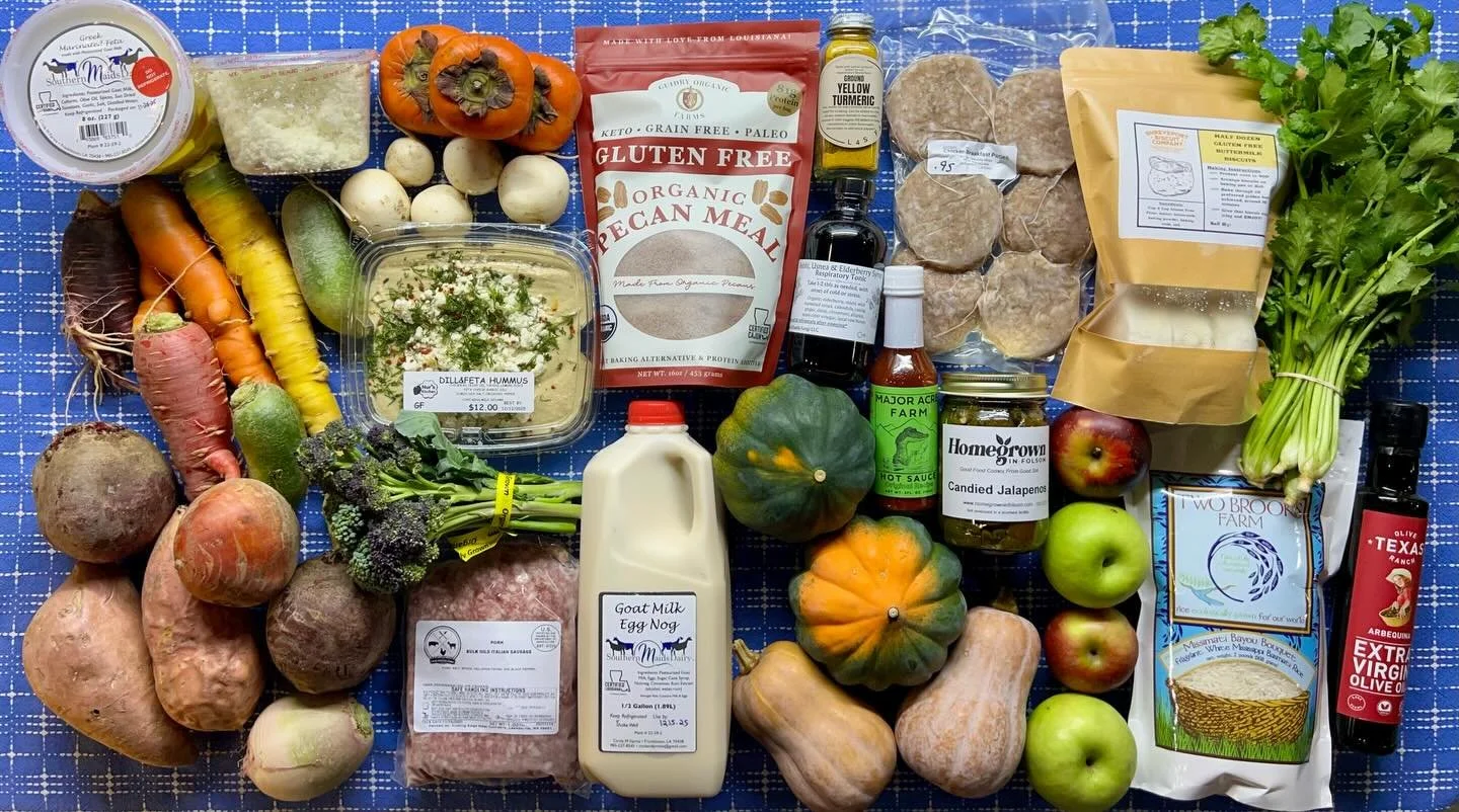 Just gorgeous local groceries this week, like we do!

Eggnog from @circlemfarmsla is back and it&rsquo;s so good!

Chicken breakfast sausage patties from @aaacres are back, too.

Plus @nurskitchen hummus, other dairy and meats and a rainbow of beauti