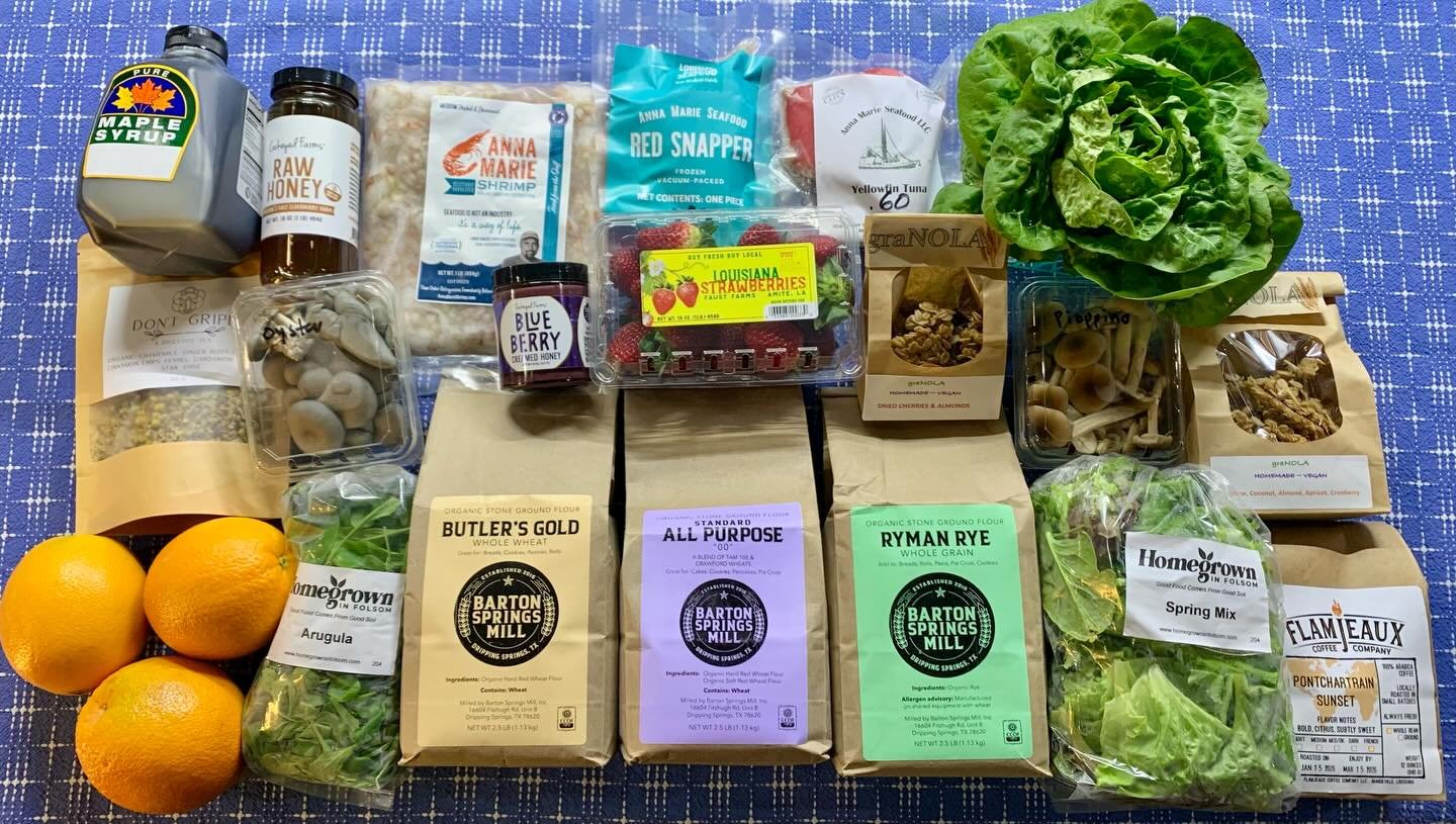 Another jam-packed week with lots of incoming deliveries! 🥳 

We did some overdue restocks - fresh-milled flour from @bartonspringsmill and shrimp, red snapper, black drum, sheepshead and new smoked yellowfin tuna portions from @anna_marie_shrimp.

