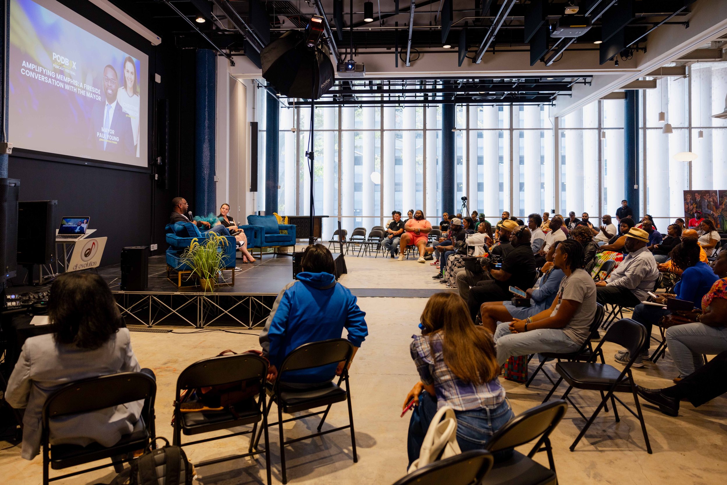 PodBox Memphis - Web Size-18.jpg