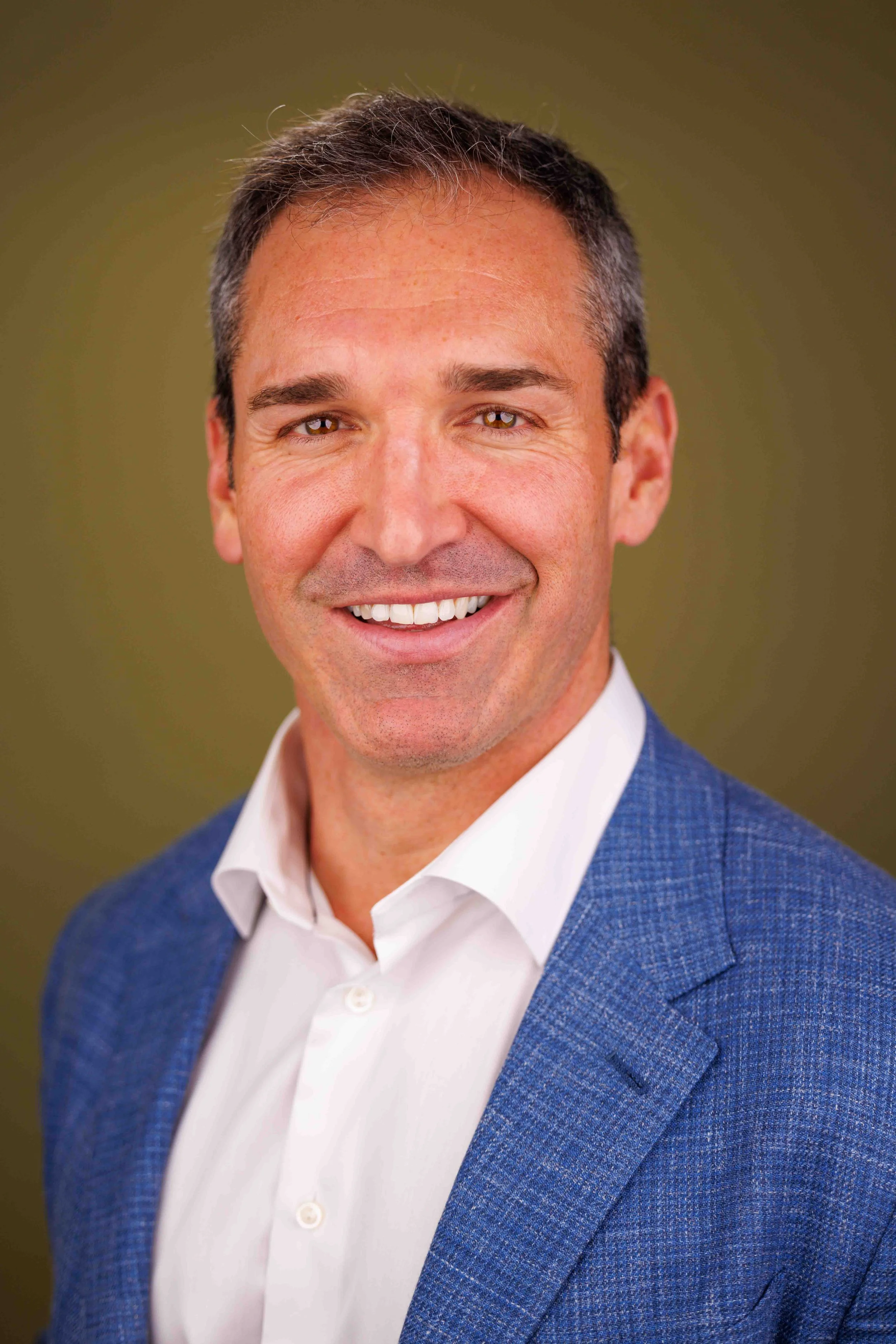 Gill Properties Headshots 3-26-24-405.jpg