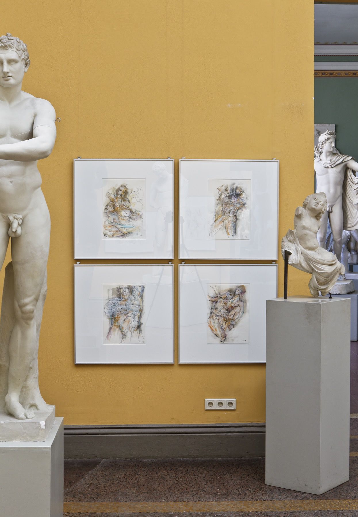 Ausstellung "Vergöttert" Akademisches Kunstmuseum Bonn 2015 Foto: Jutta Schubert