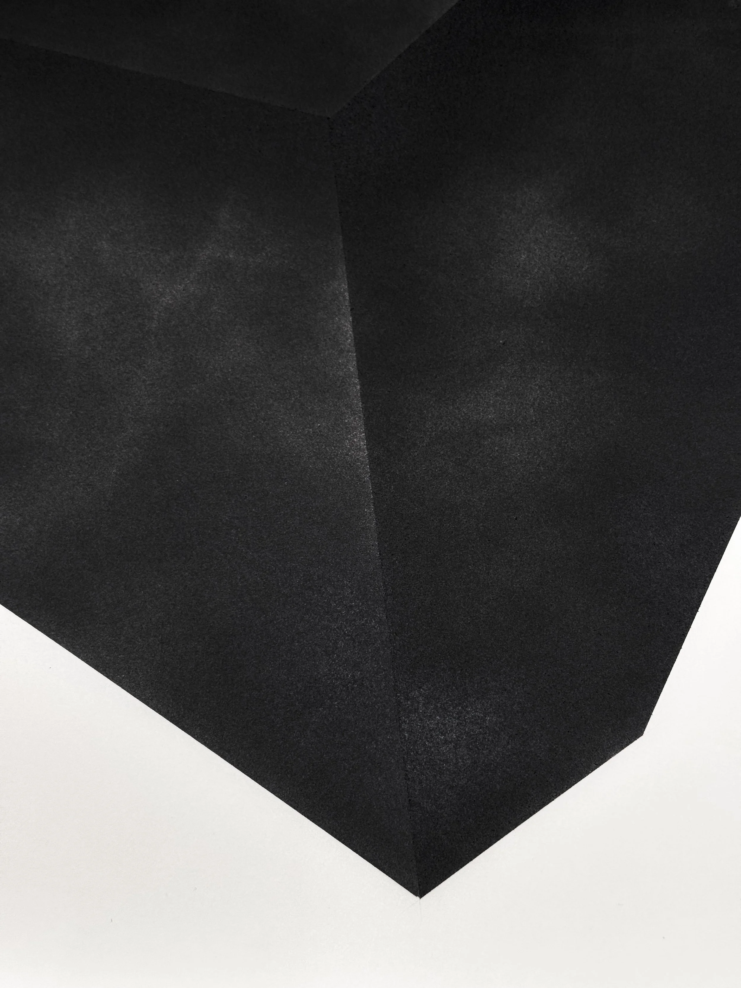 Obsidian Polygon 03 Detail.jpg
