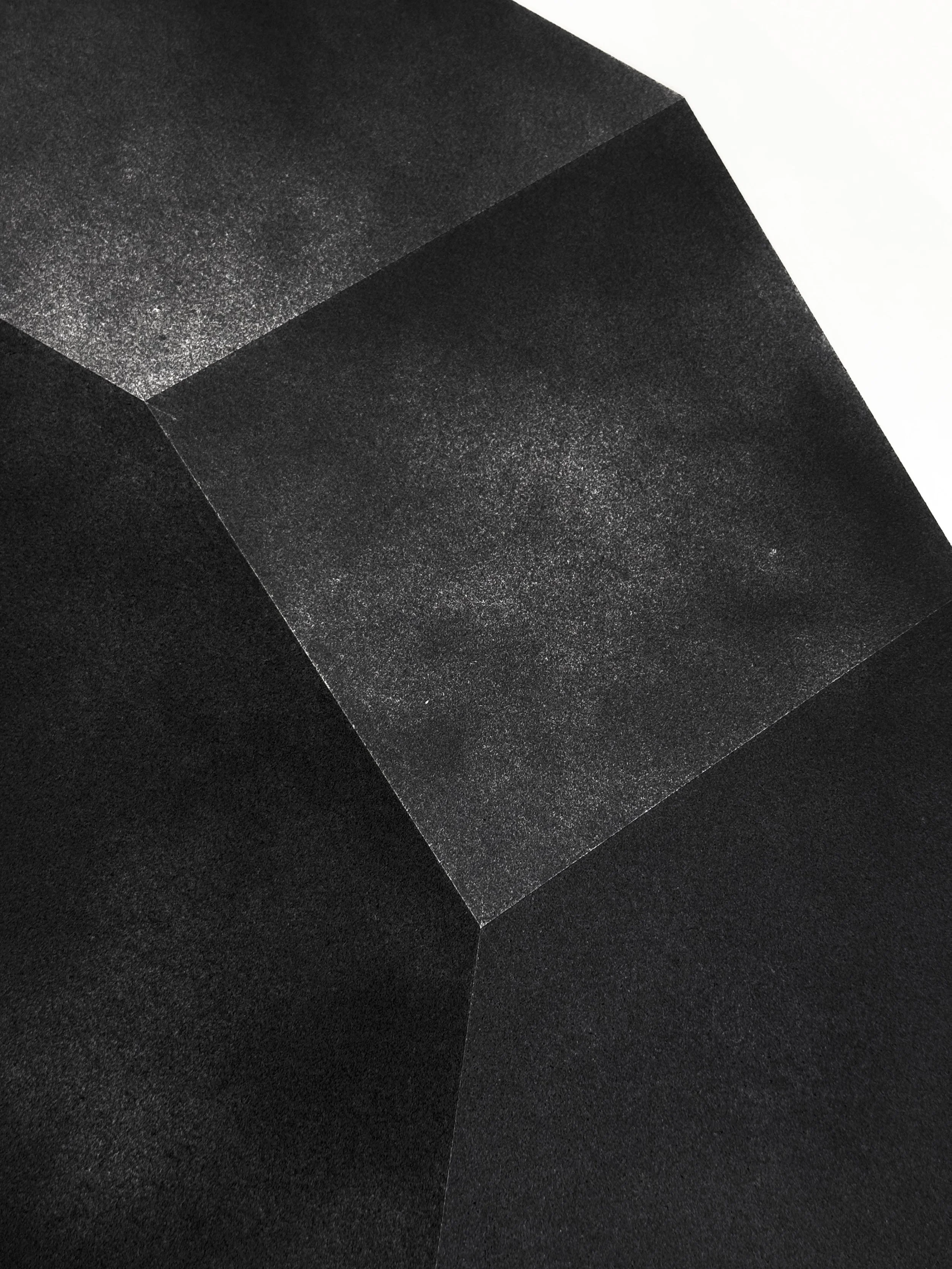 Obsidian Polygon 06 Detail.jpg