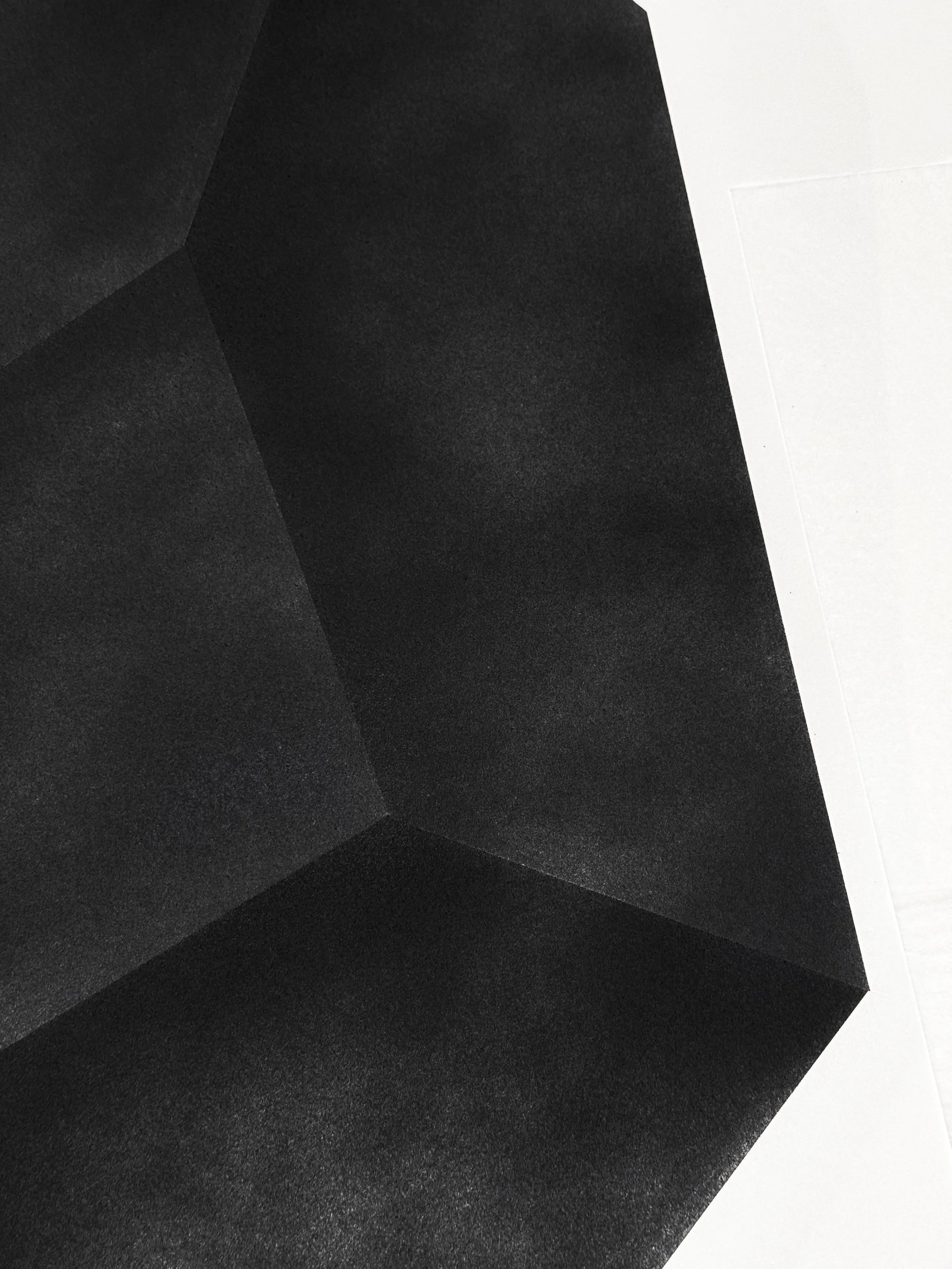 Obsidian Polygon 04 Detail.jpg