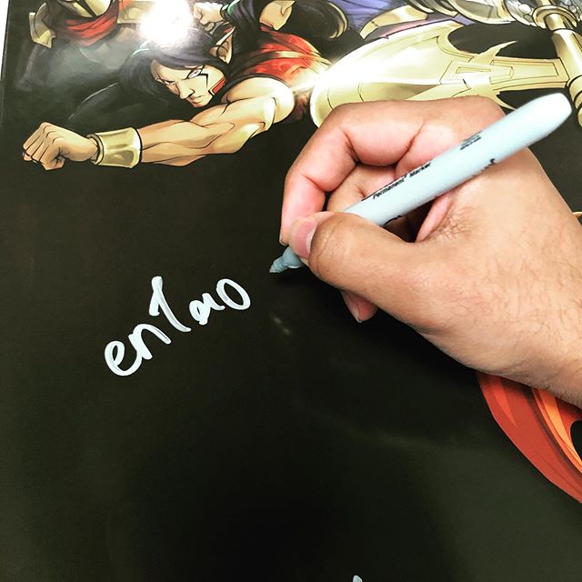 Signing these posters will always be a highlight of my life ✍️
@artixkrieger
.
.
.
#aq3d #developer #gamedev #artixentertainment #aqw #gamedevelopment #gamedeveloper