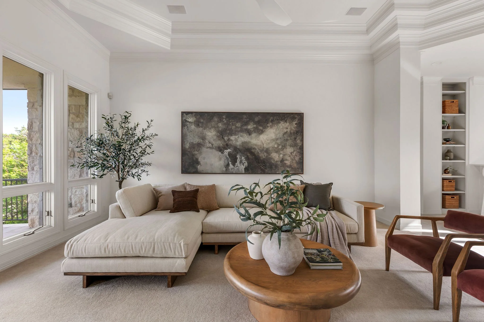 Ourhouse012_LivingRoom.jpg