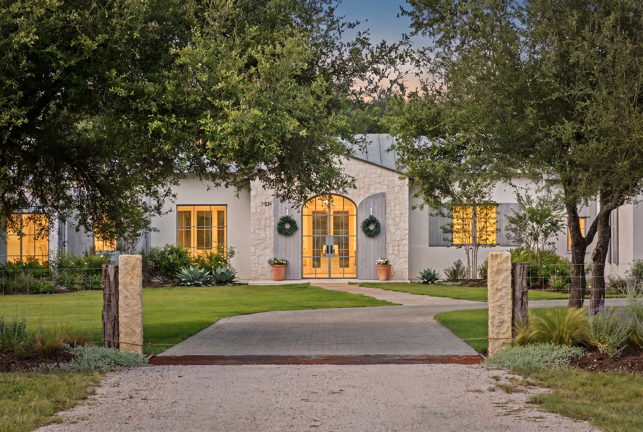 Ourhouse005_Exterior_gen1.png