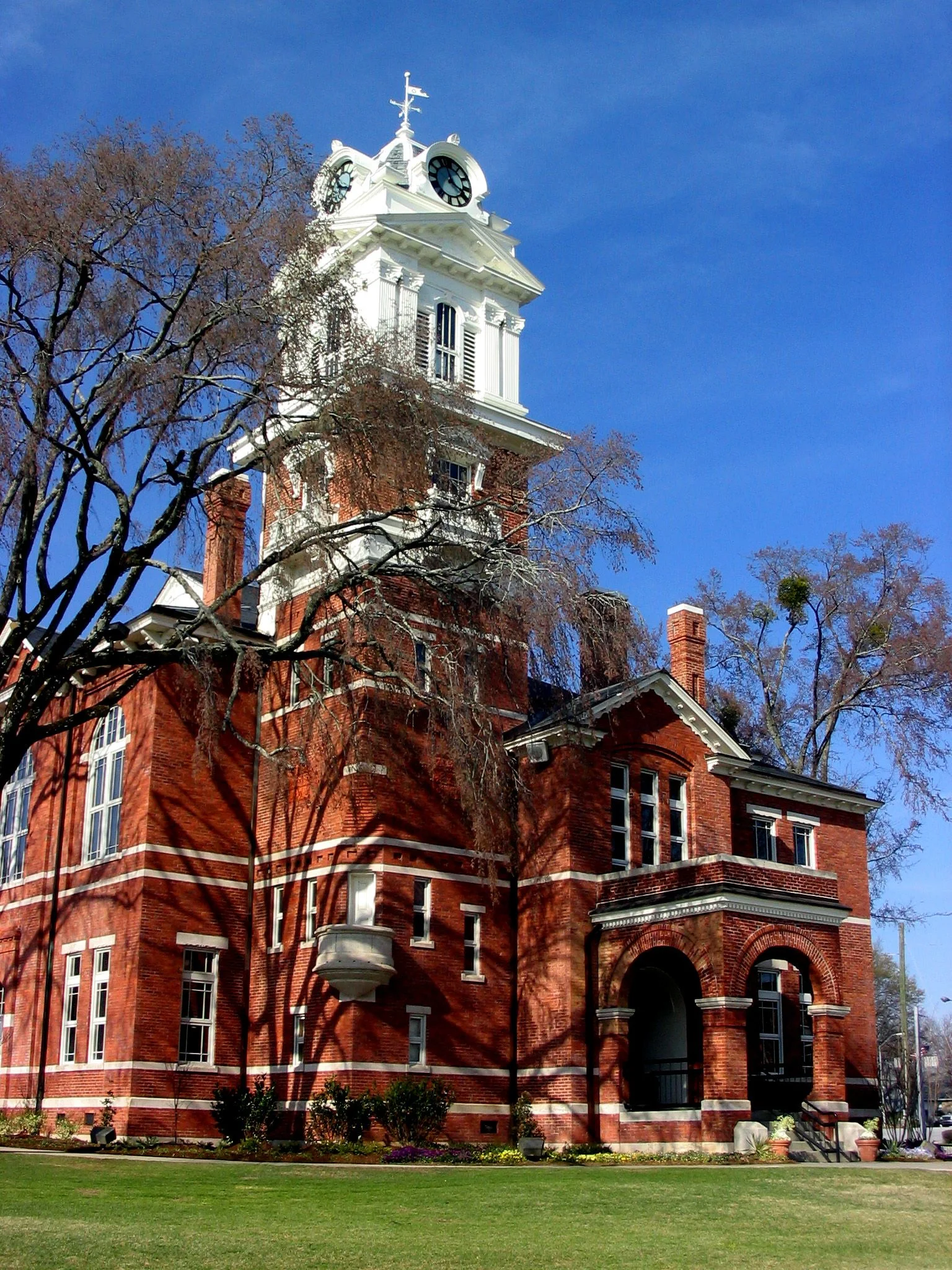 The present historic (third) Lawrenceville, GA, courthouse