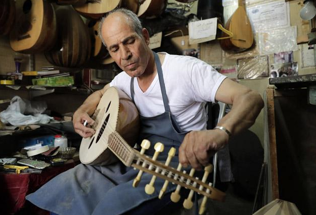 Syria's traditional oud-making on the decline
