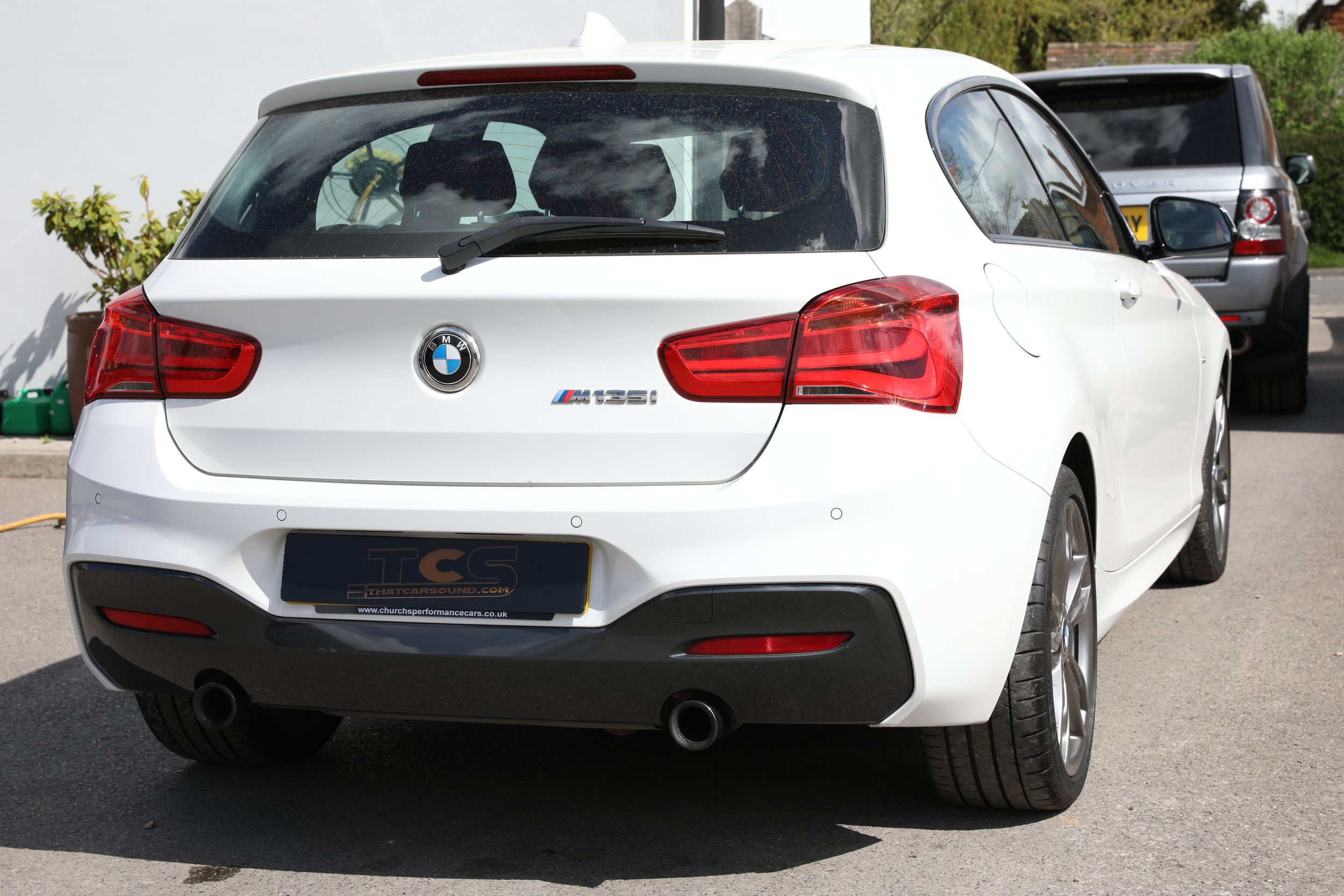 BMW 1 SERIES