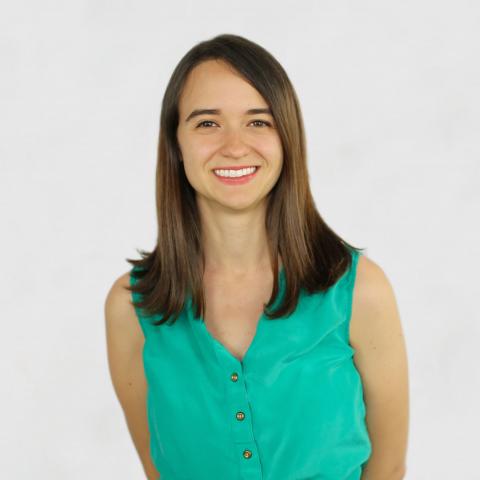 leah_greenberg_headshot2_0.jpg