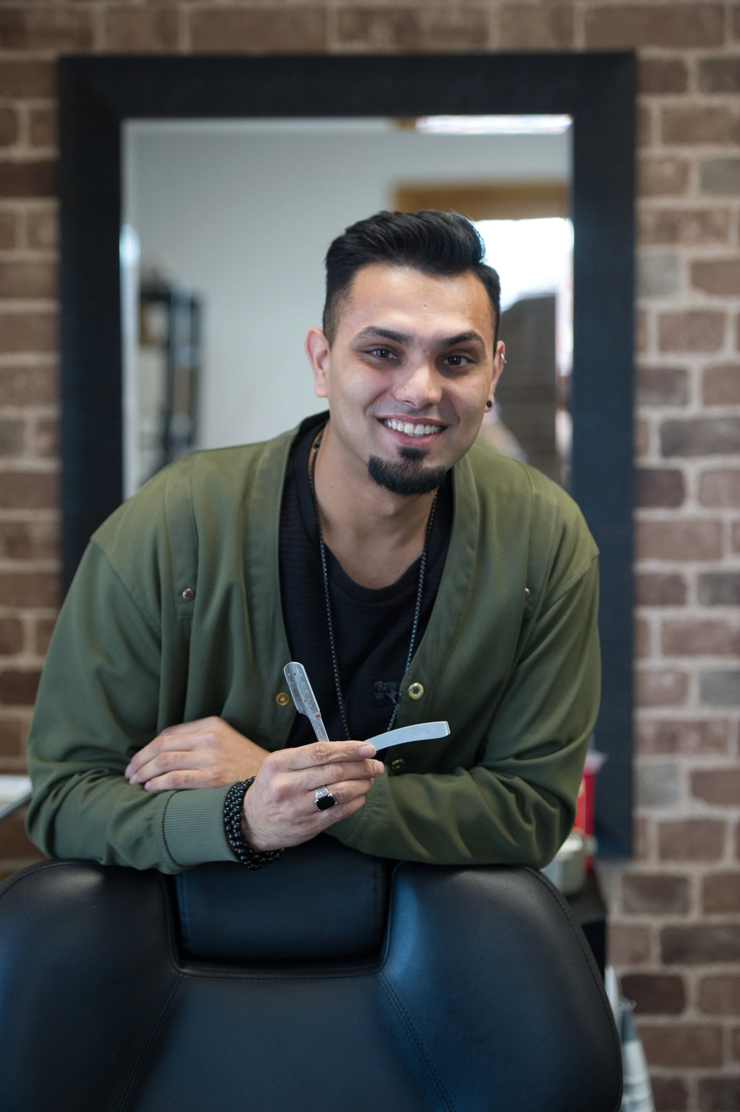 Team — 5th Avenue & Salon