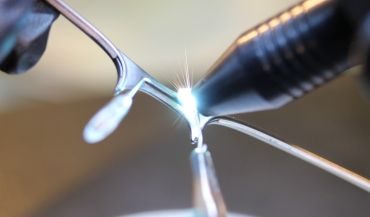 Titanium_Eyeglass_Welding.jpg