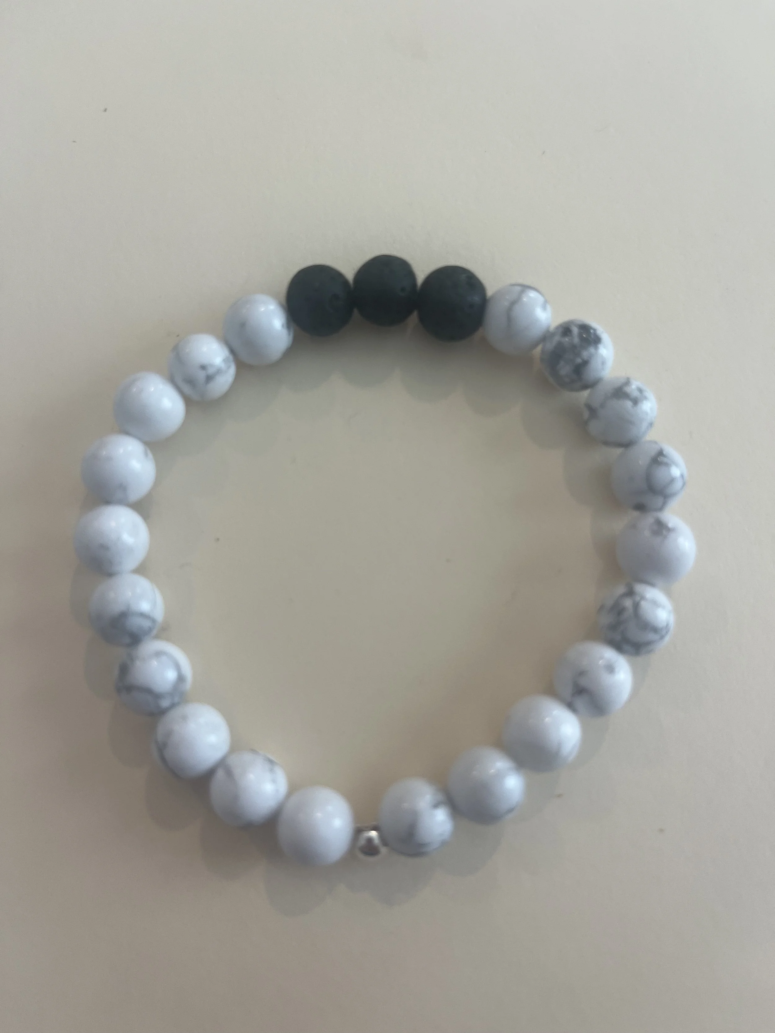 WHITE HOWLITE DIFFUSER BRACELET