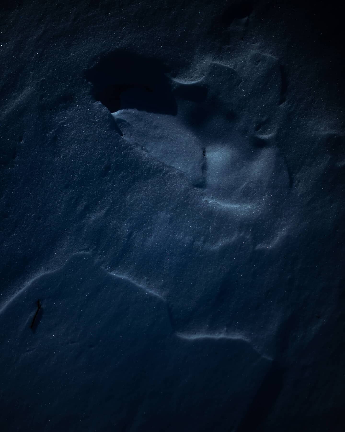 texture study 🧊💧💙🫐☄️ arctic galactica