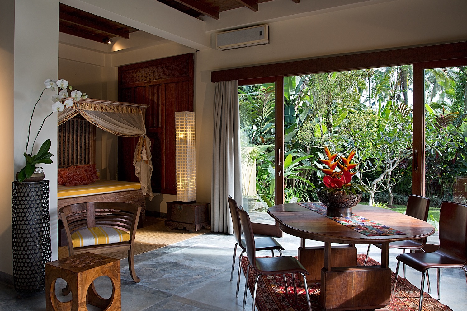 Downstairs living room, Jaya cottage.