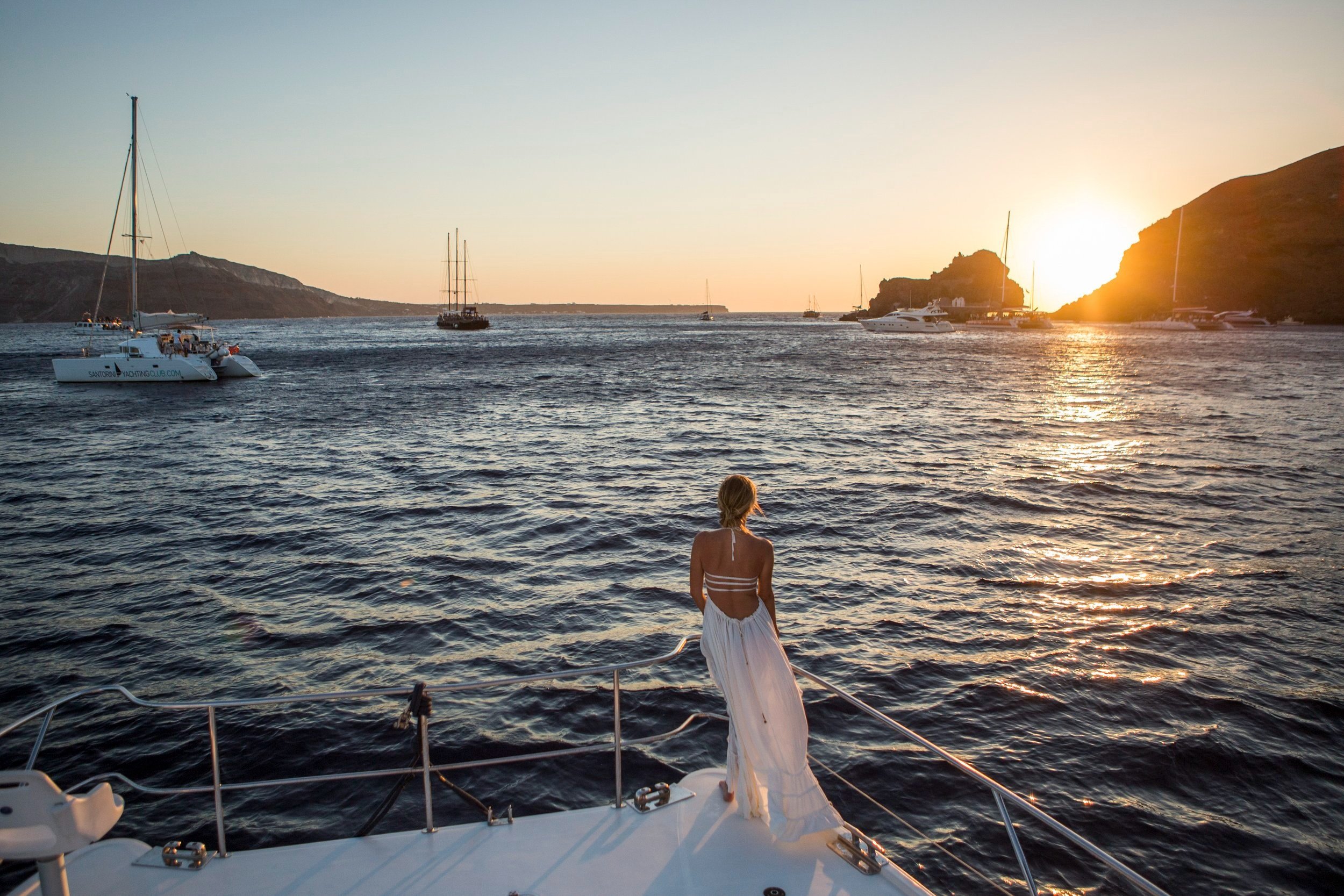 Wedding proposals during sailing