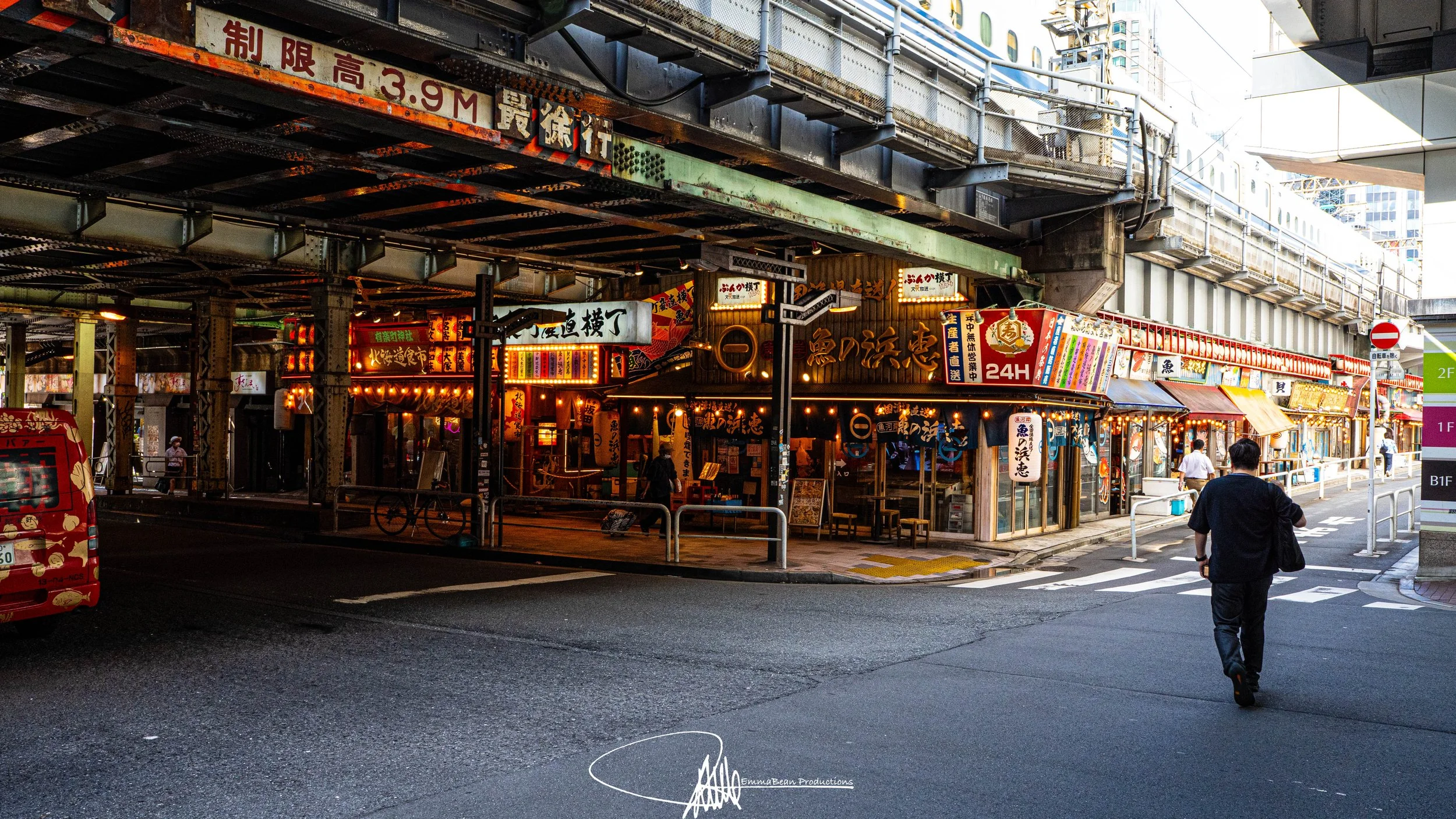 DSC03925-1.jpg