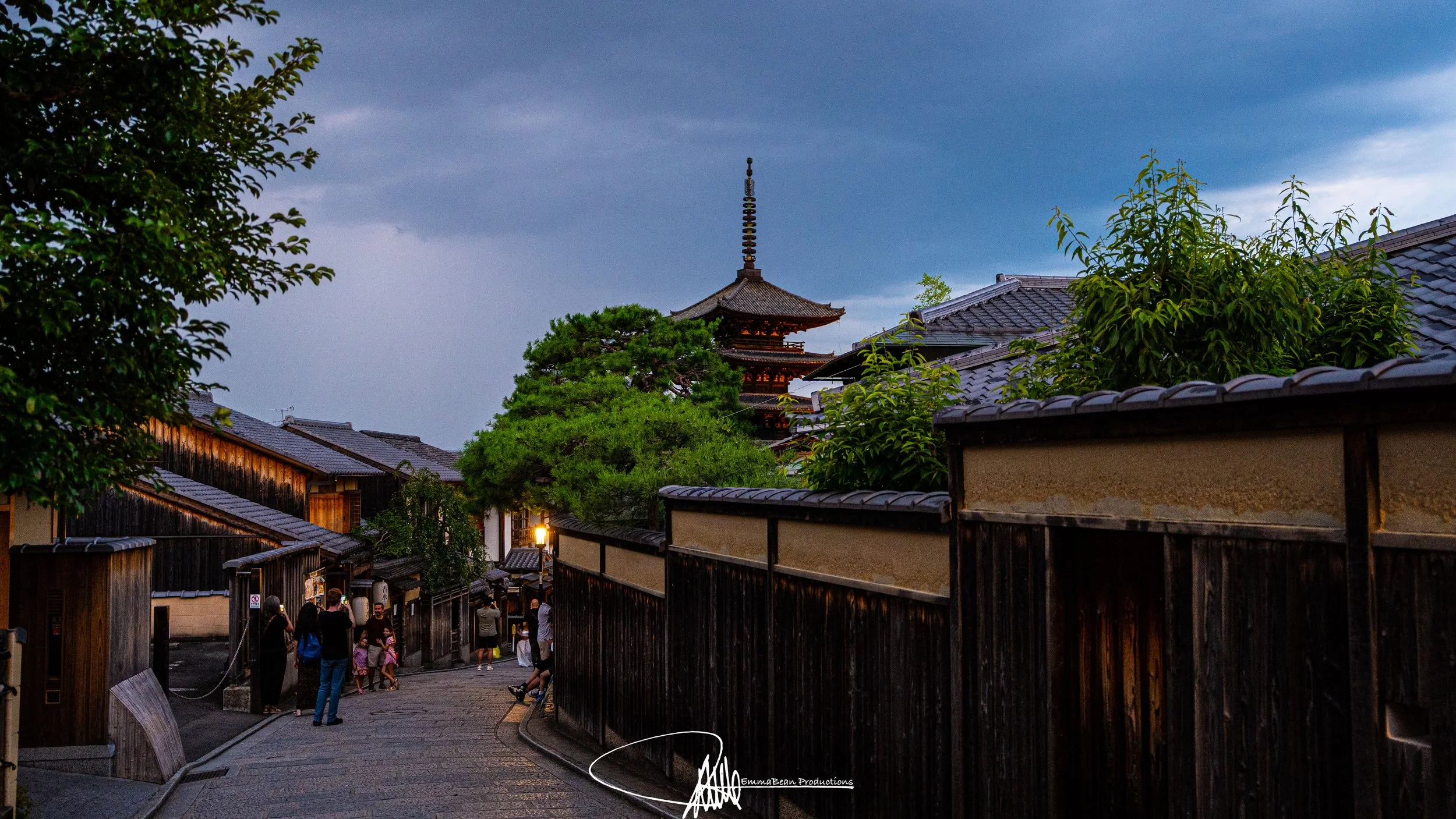 DSC04986-1.jpg
