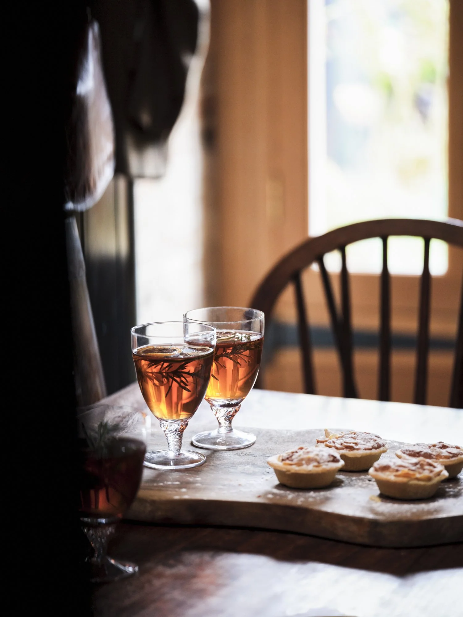 KEMP_ELEANOR_GLOS_TCN_45b_HOUSE_XMAS_Kitchen_1752.jpg