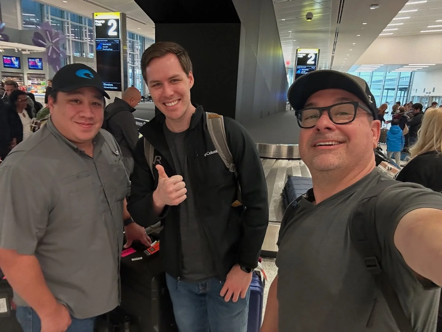 i was watching pelican cases come out on the belt in new jersey and wondering who would be so crazy to travel with that many huge cases. well now we know! @wcortiaus and roger perez