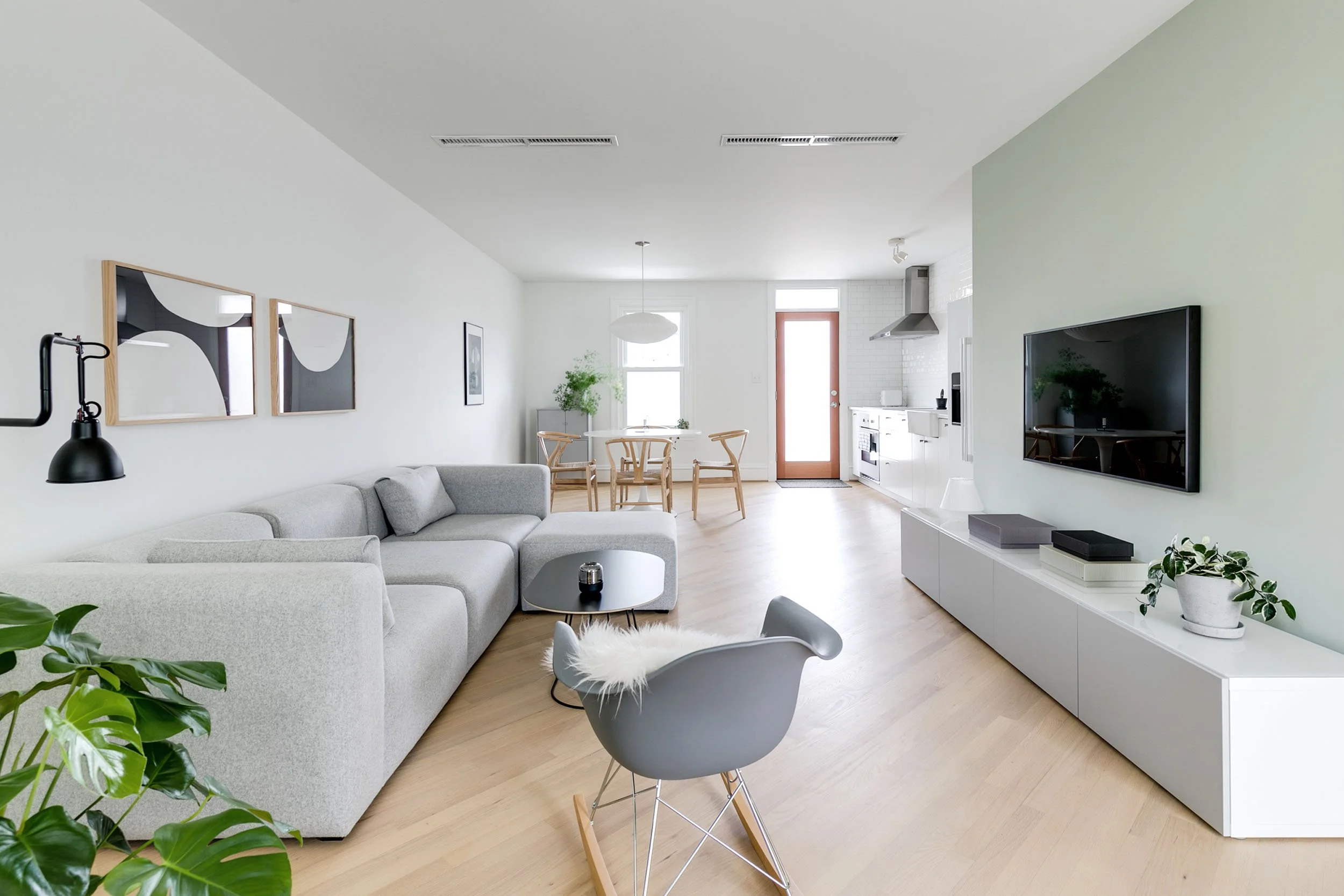 How to Create Warm Minimalism in Your Home