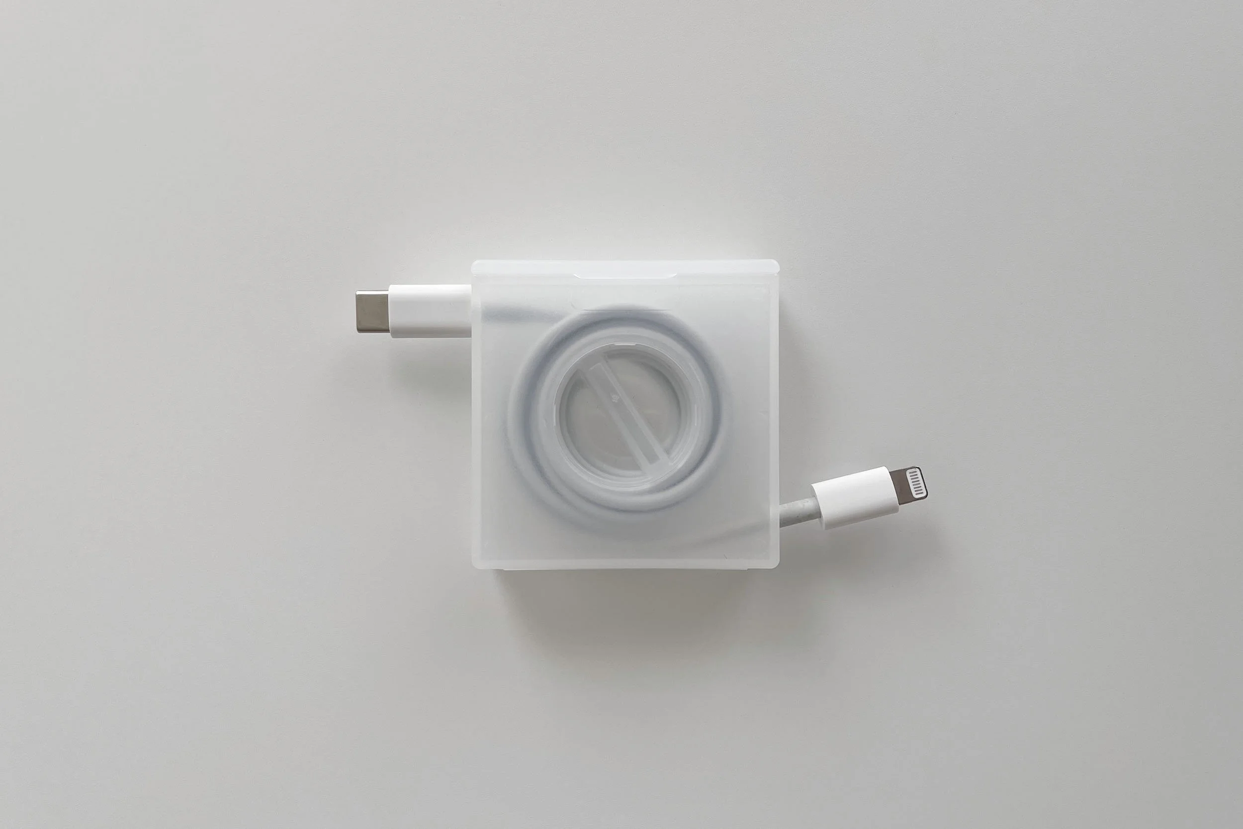 4 Tips to Minimize Cord Clutter in Your Home