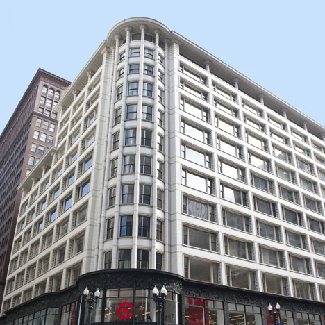 Sullivan-Center_Louis-Sullivan_dezeen_sqa.jpg