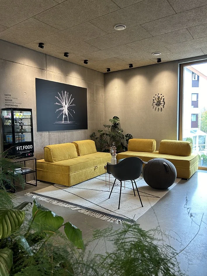 Lounge.jpg