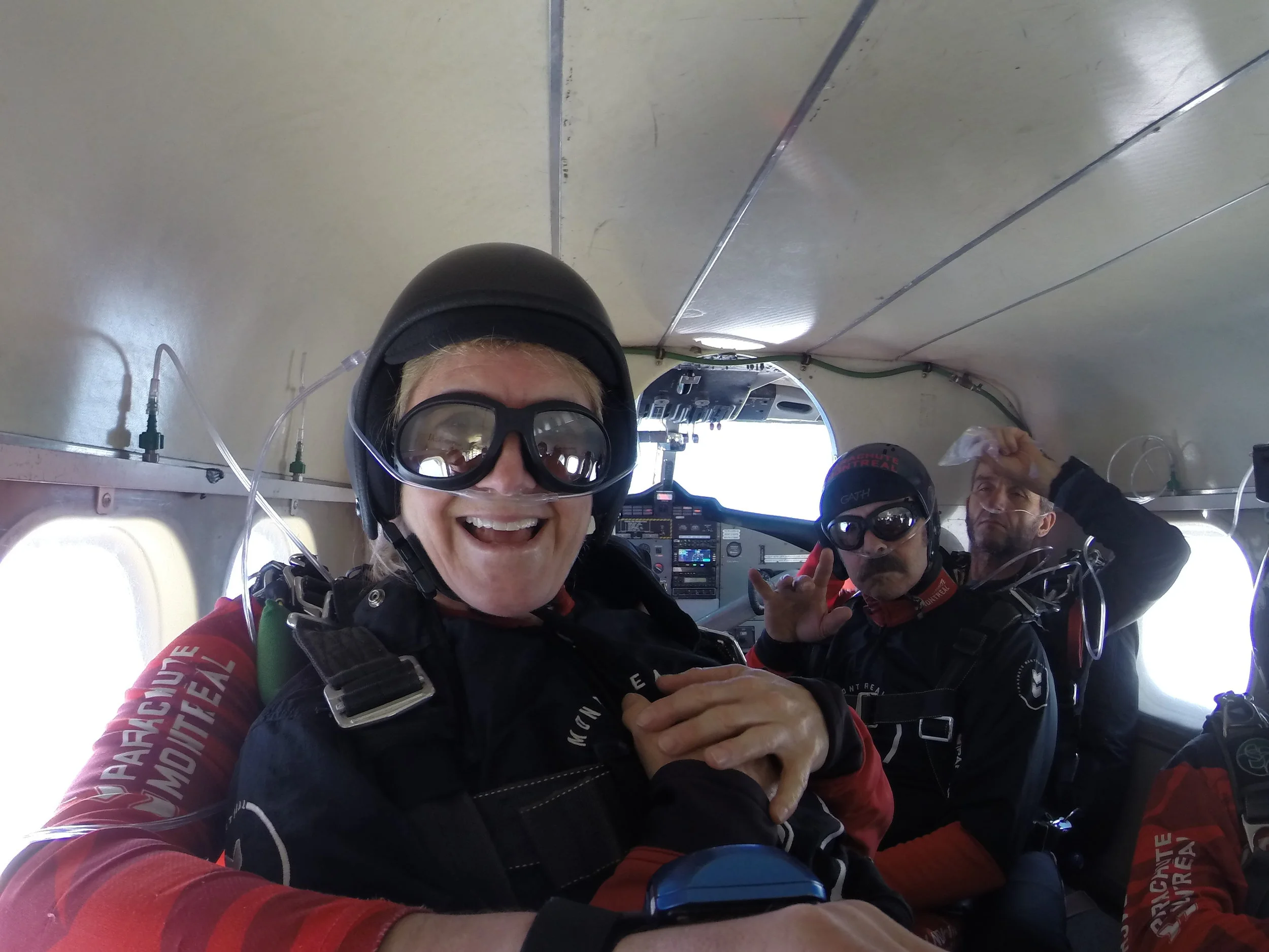 sky dive oxygen.JPG