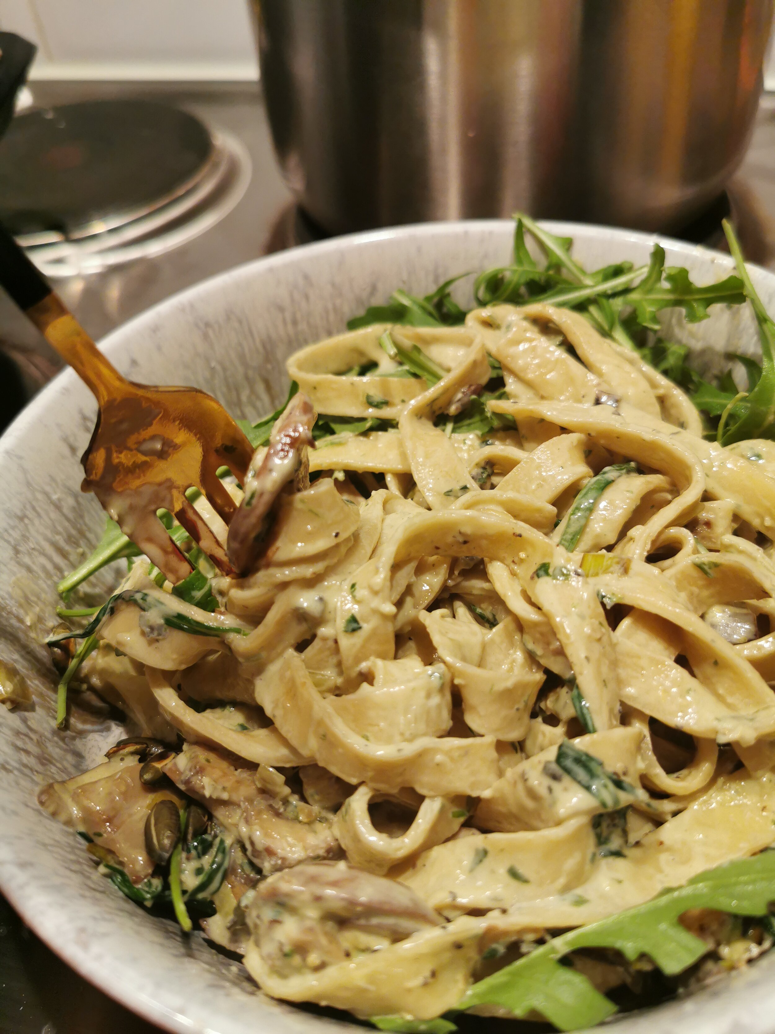 Creamy wild garlic and mushroom tagliatelle