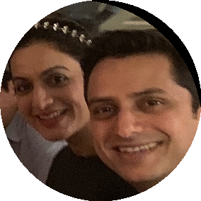  Our meal at Your Friend’s Kitchen was one of my favorite food experiences in a long time. The setting was intimate, the food delicious beyond words &amp; the company around the table was easy going &amp; fun! While the amazing home chef Meenakshi ke