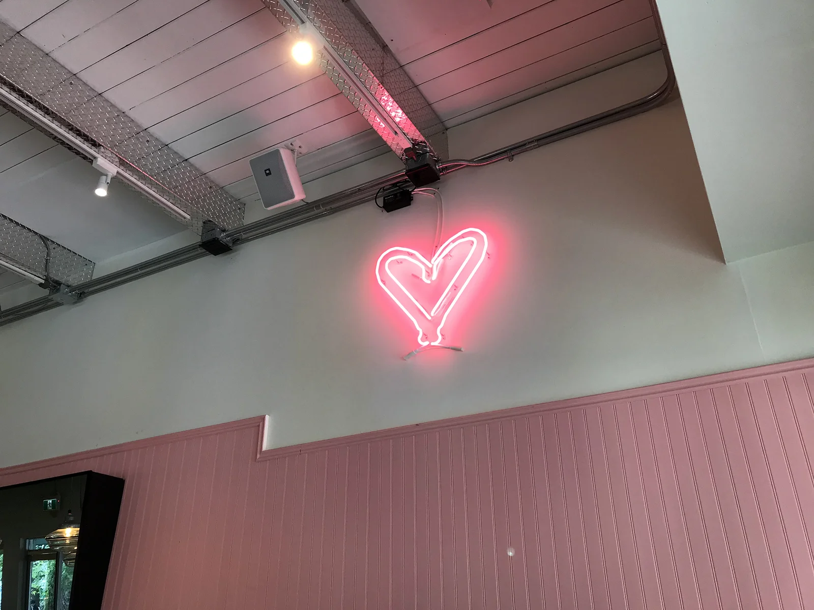 Mary’s Diner, Vancouver 2019