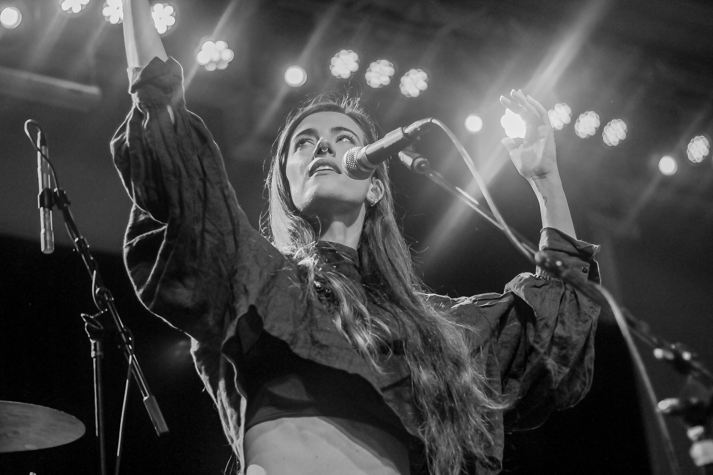    Chelsea Jade     // 2019-10-17 //   Logan Square Auditorium   - Chicago, IL // Photos by  Cristian Castillo  