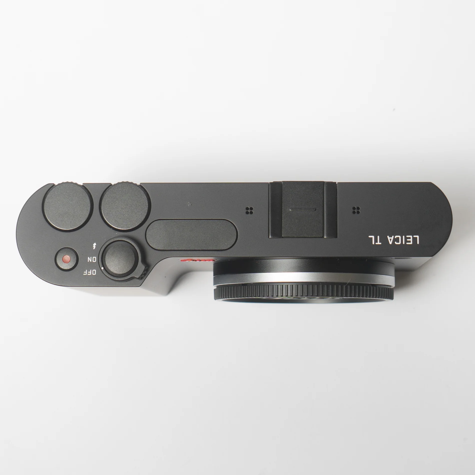 Leica TL Mirrorless Camera Pixity