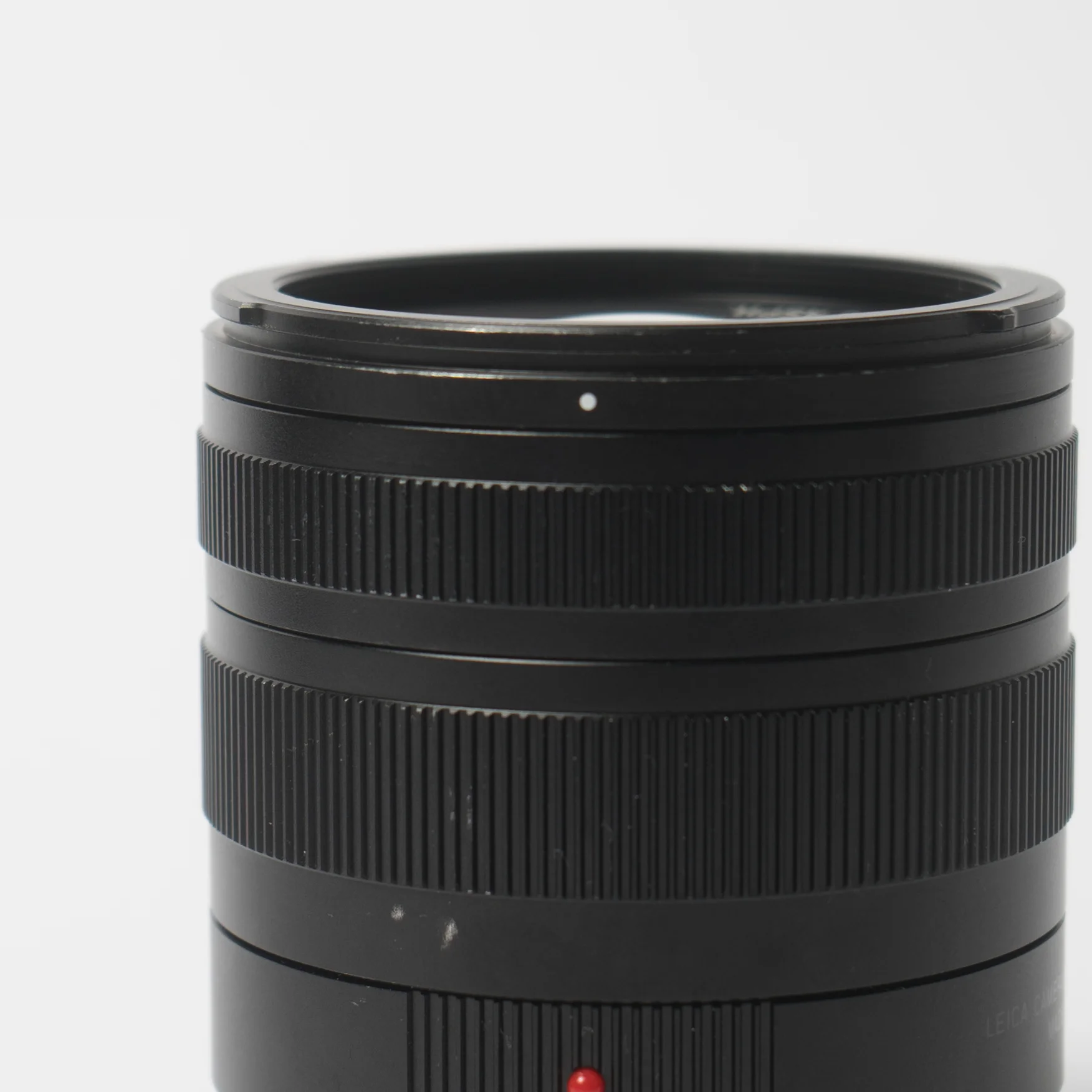 Leica Vario-Elmar-TL 18-56mm f/3.5-5.6 ASPH Lens Pixity