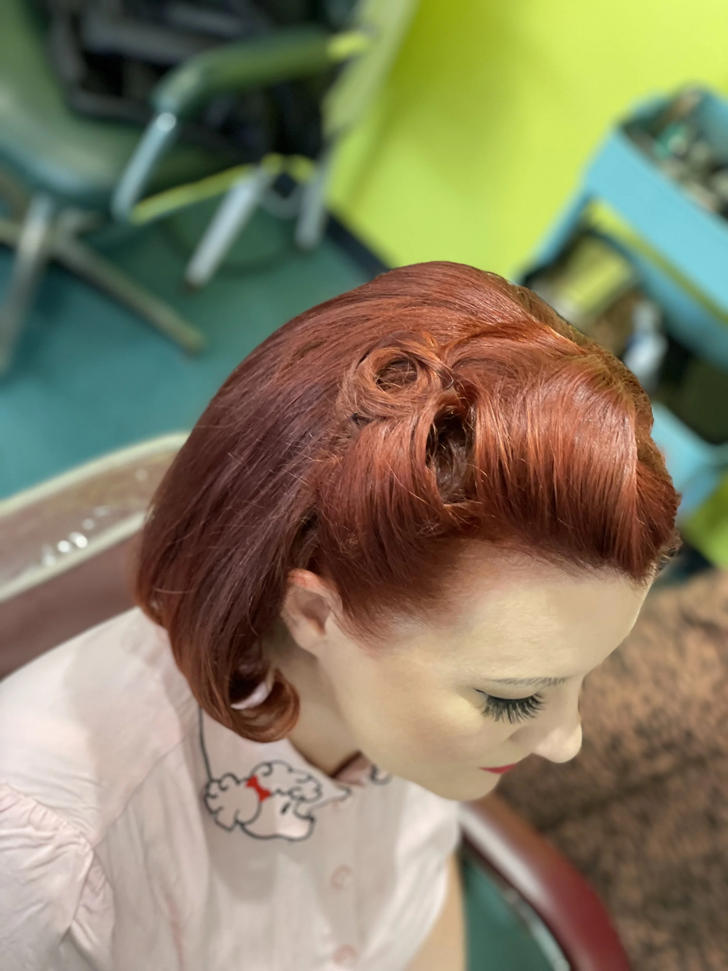  Finished look on talent, side 