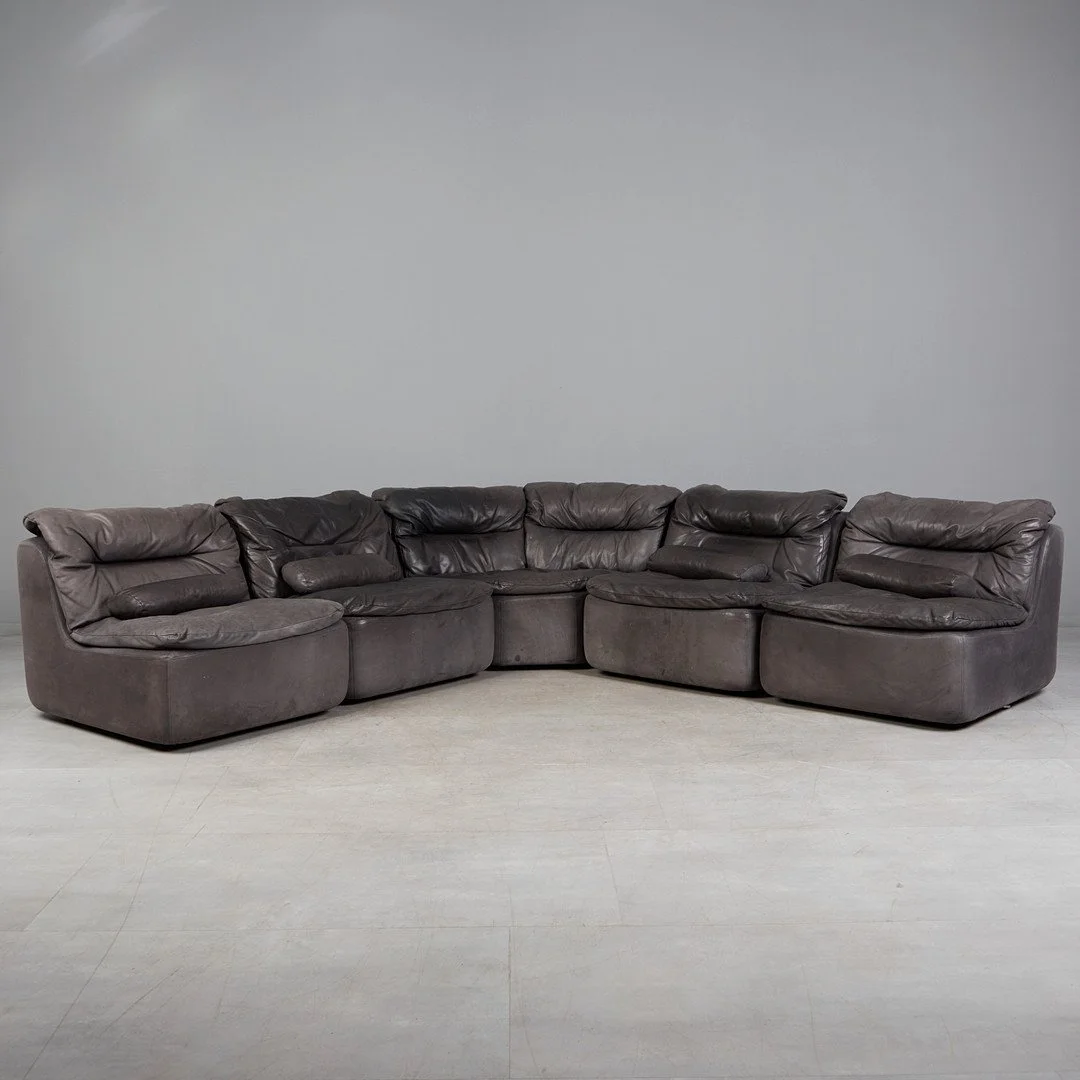 Sofa 9.jpg