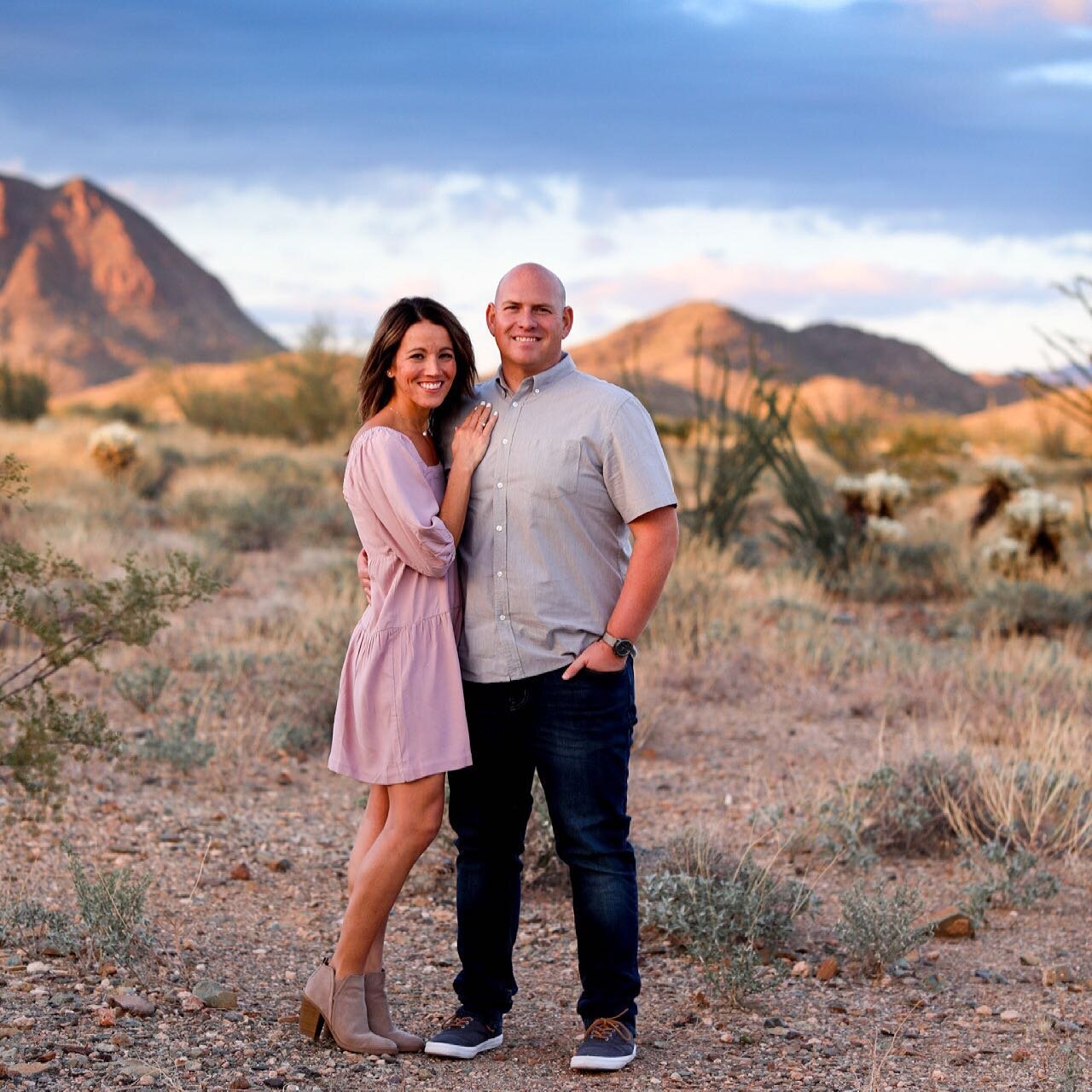 I mean, that view though!! High school sweethearts 💕 

#katiespataphotography #charlottenc #charlottefamilyphotography #charlottefamilyphotographer #cltfamilyphotography #charlottephotographer #clickinmoms #clickmagazine #charlotteweddingphotography