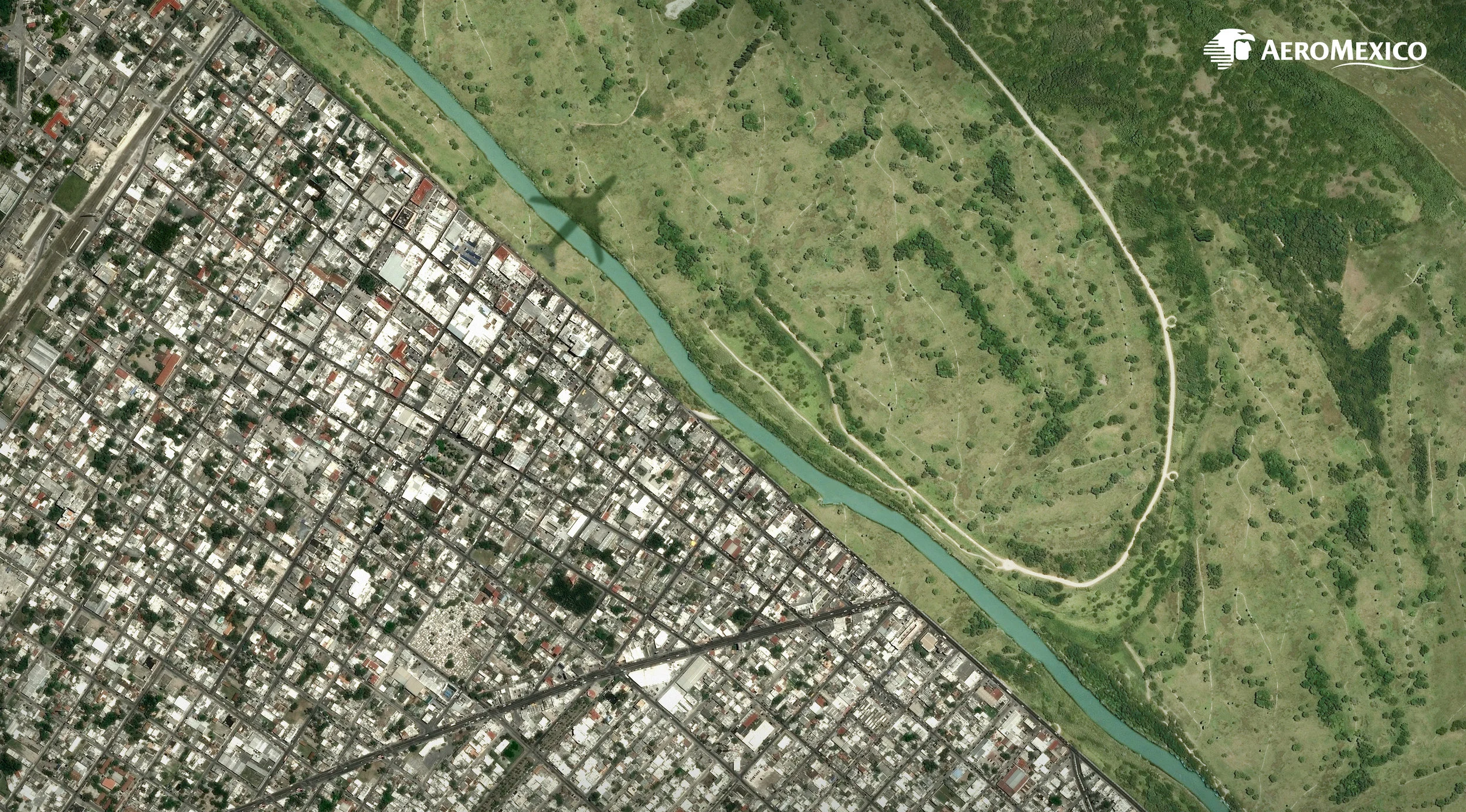 AEROMEXICO BOARDERS RIO BRAVO.jpg