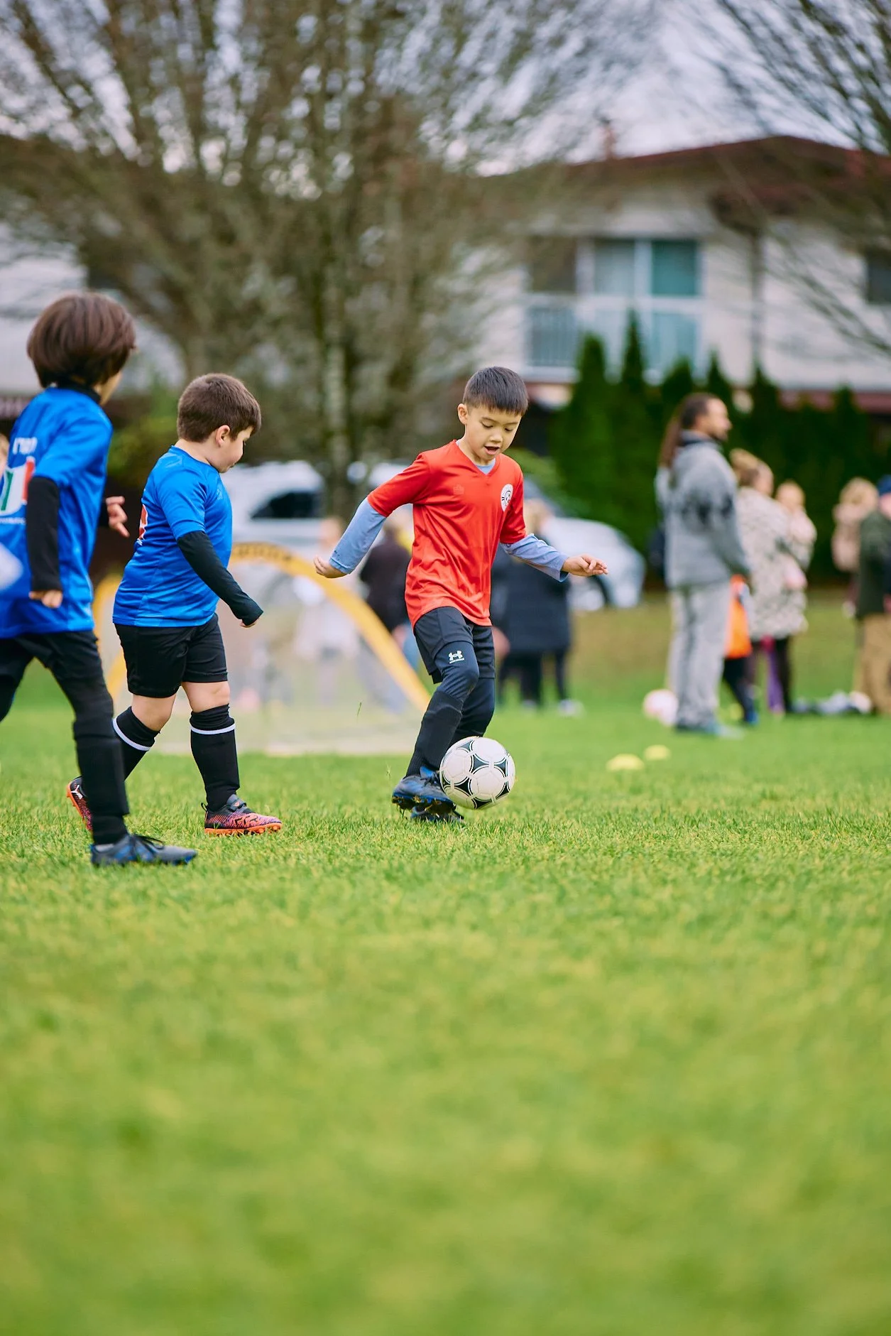 20251213_ICSFsoccer_0246.jpg