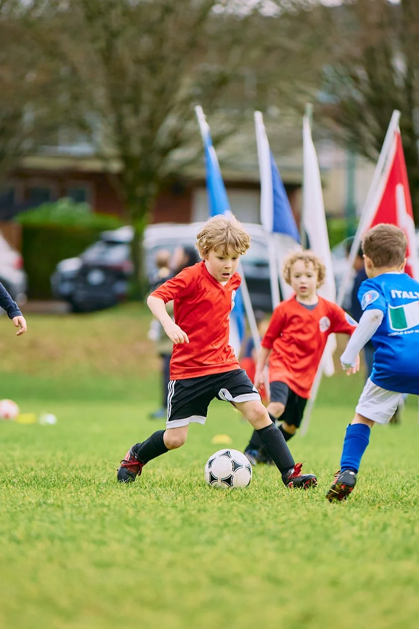 20251213_ICSFsoccer_0441.jpg