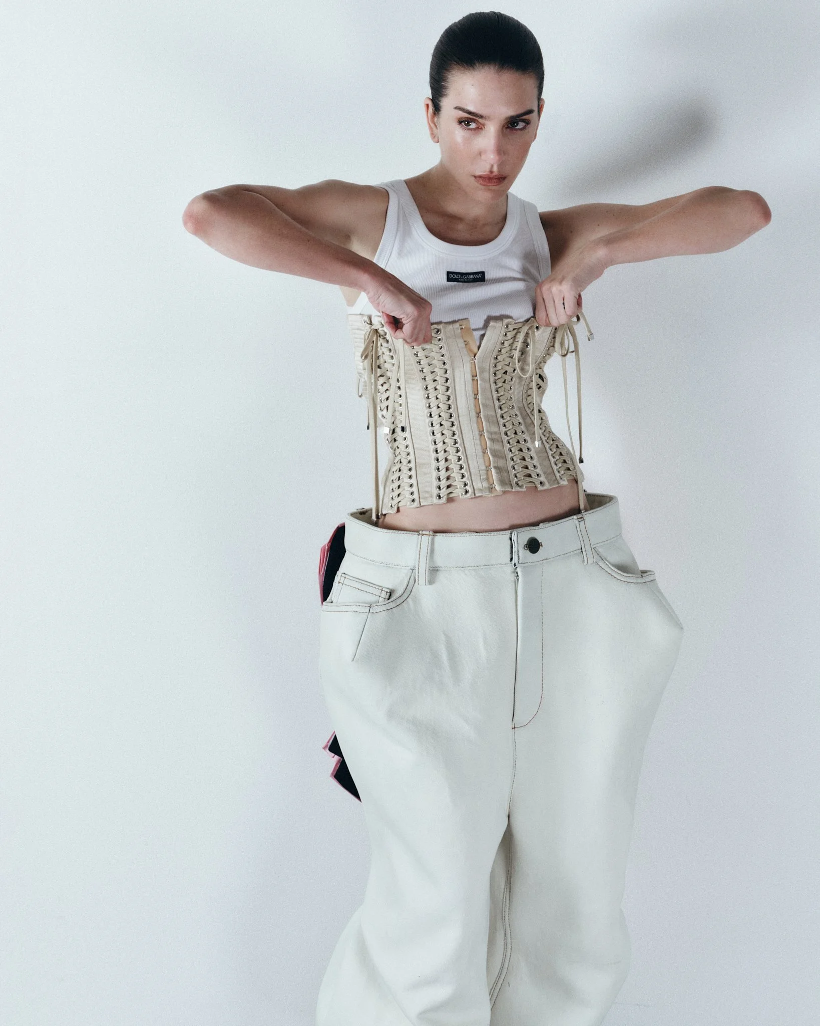L'officiel_argentina_Valentina6478 1.jpg