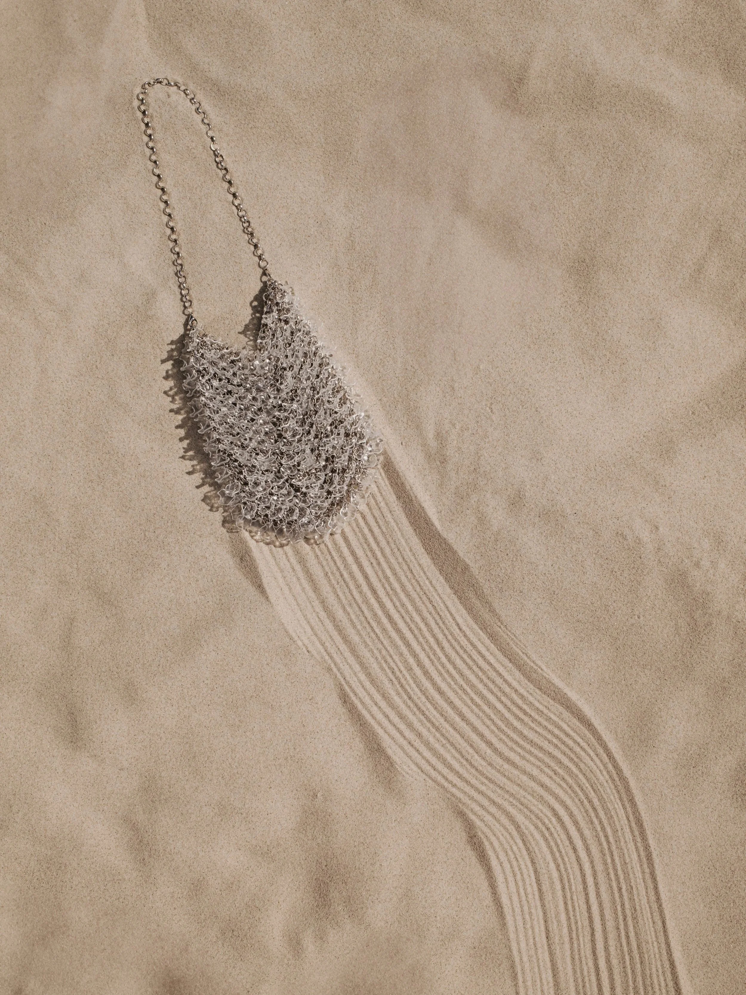 kaboompics_chic-summer-fashion-photoshoot-beachside-elegance-and-essentials-36286.jpg