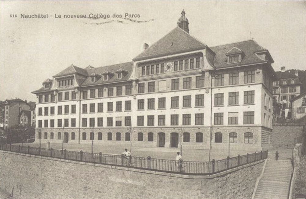 Referenz: Das bestehende College, als es 1914 eingeweiht wurde.