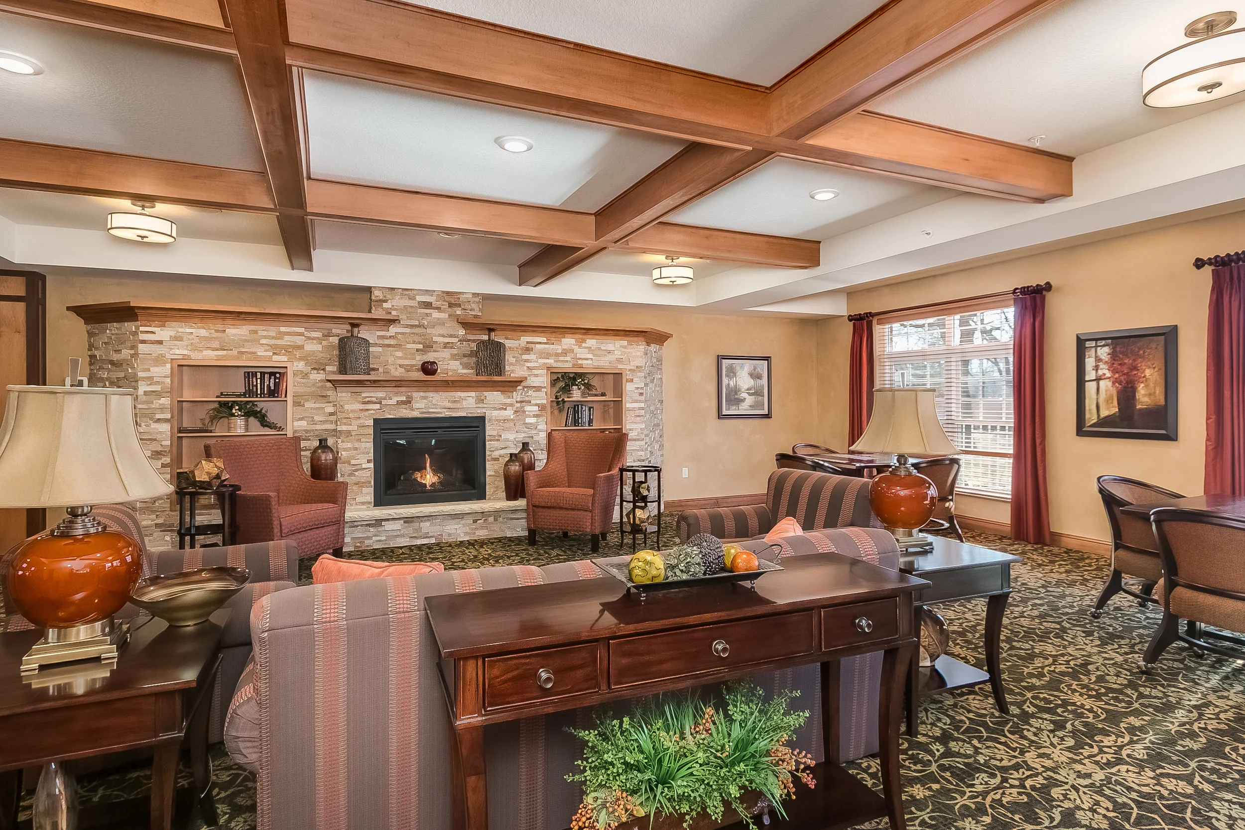 A typical front foyer and seating area to enjoy at Applewood Pointe.